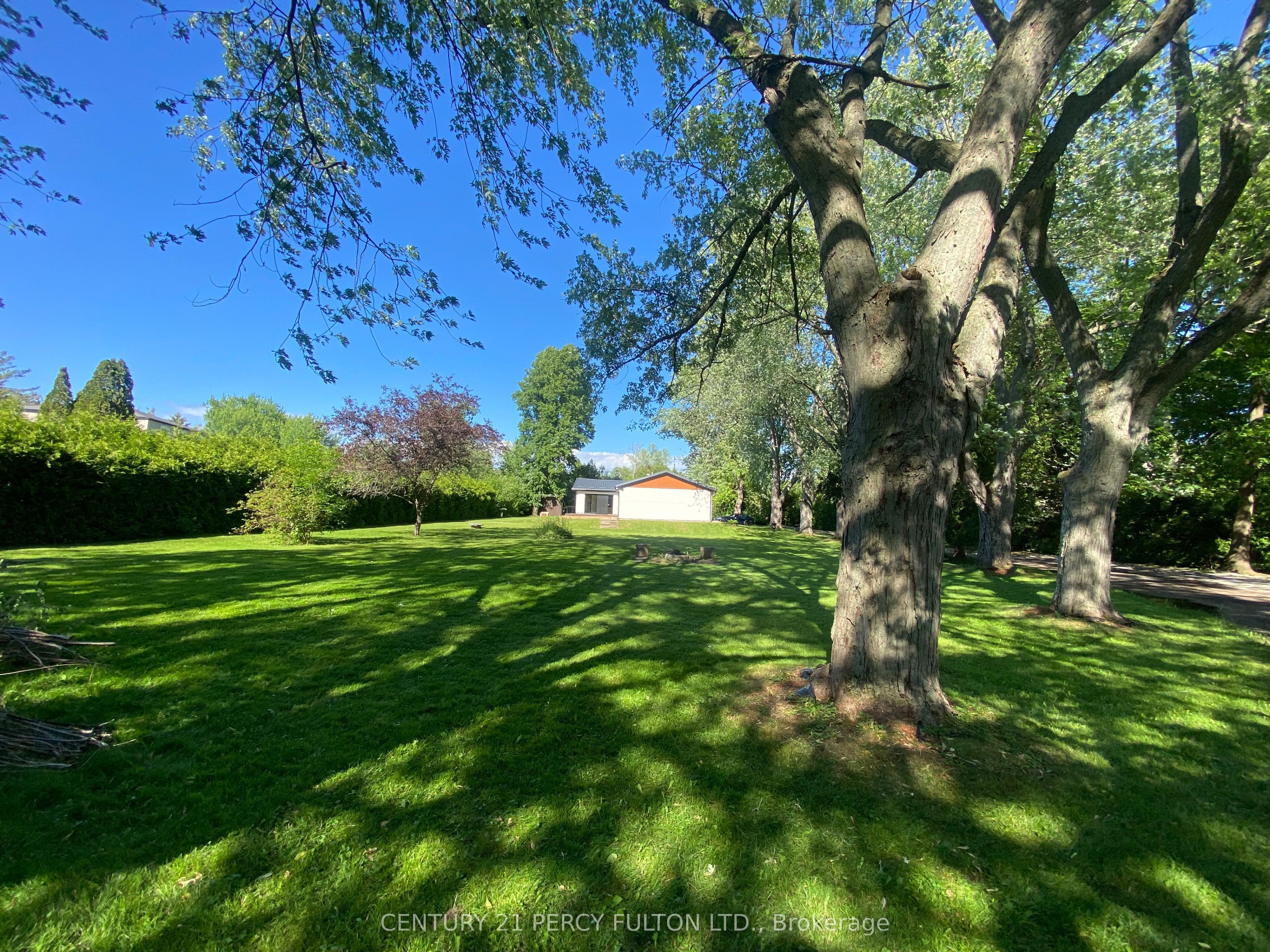 2 Walkers Lane Property Photo 19