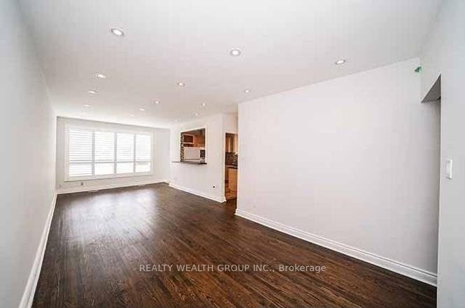 271 Mcconvey Drive Property Photo 1