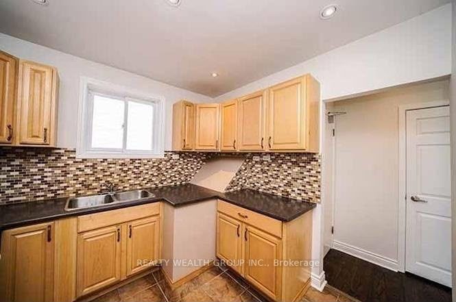 271 Mcconvey Drive Property Photo 7