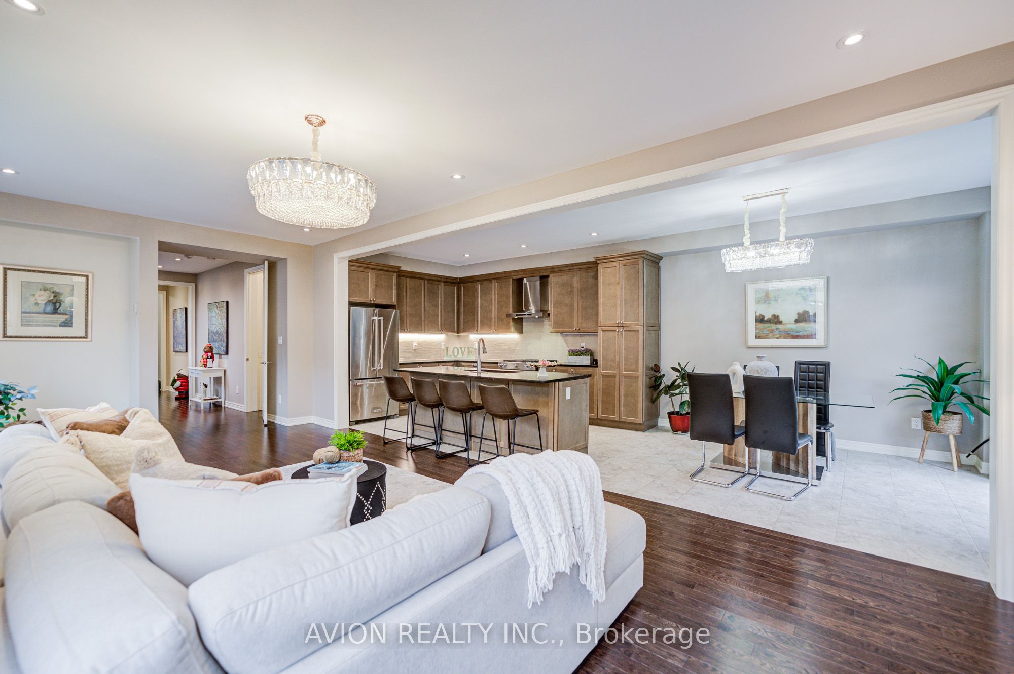16 Callisto Lane Property Photo 6