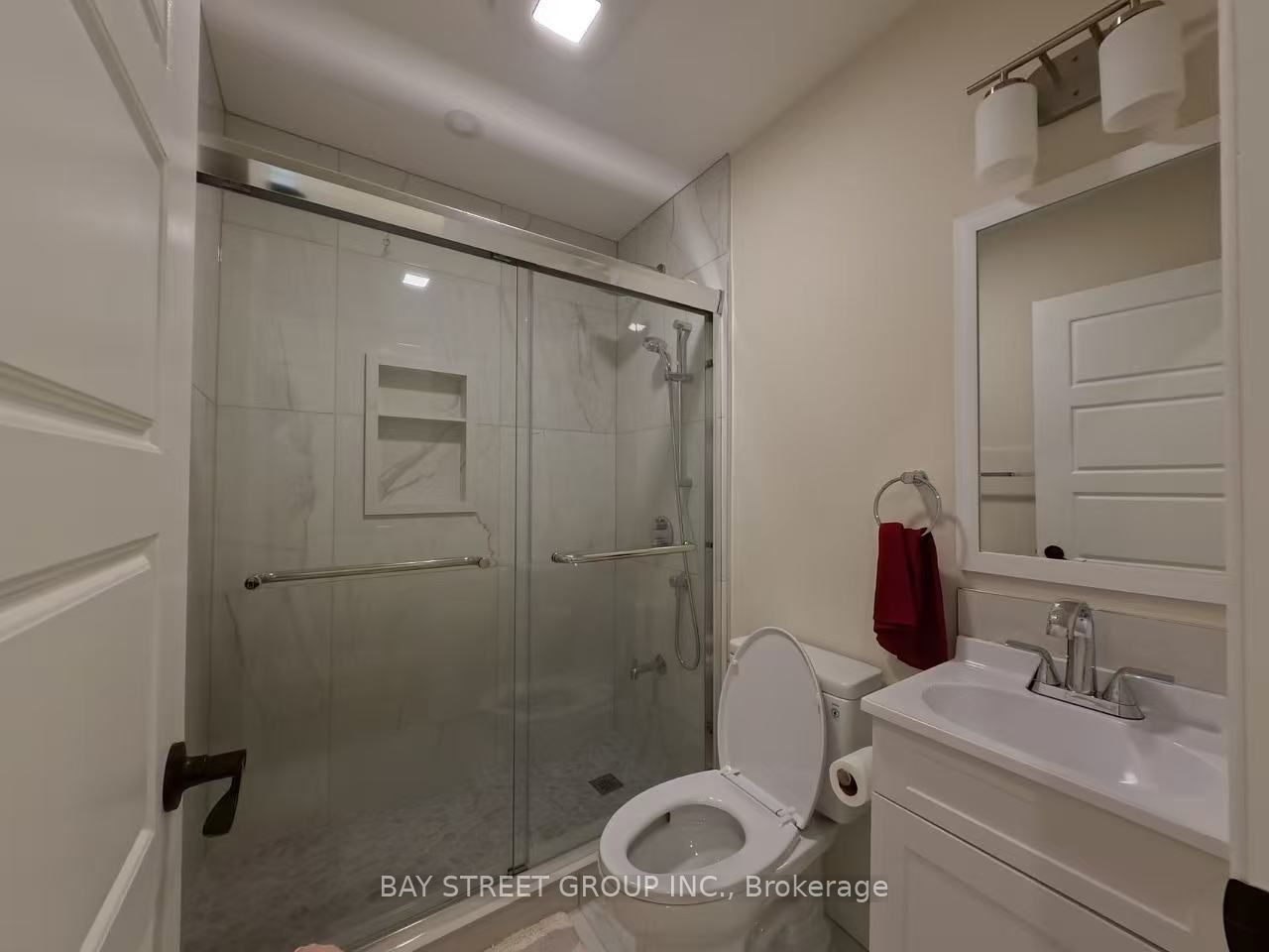 402 Osiris Drive Property Photo 21