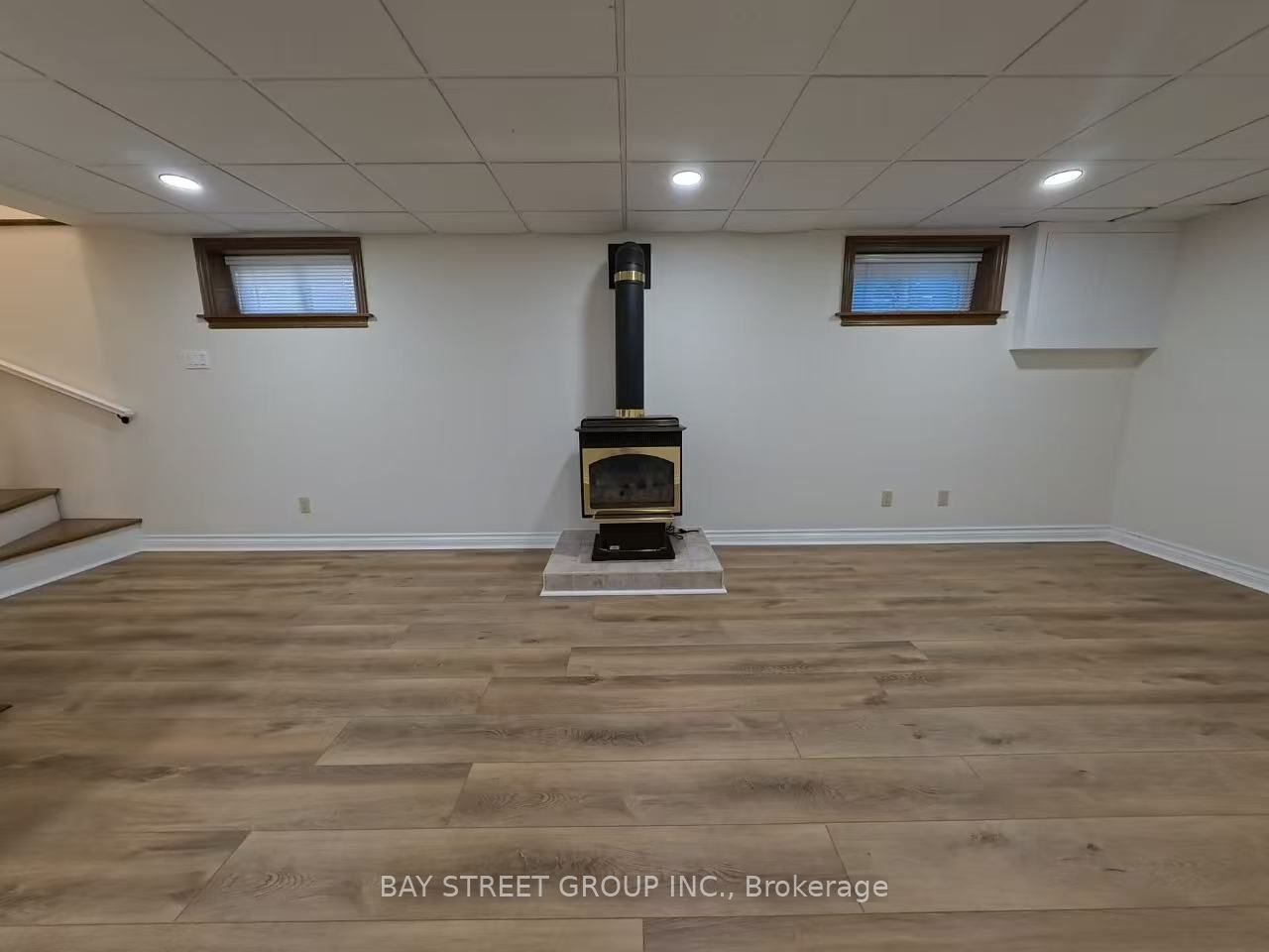 402 Osiris Drive Property Photo 28