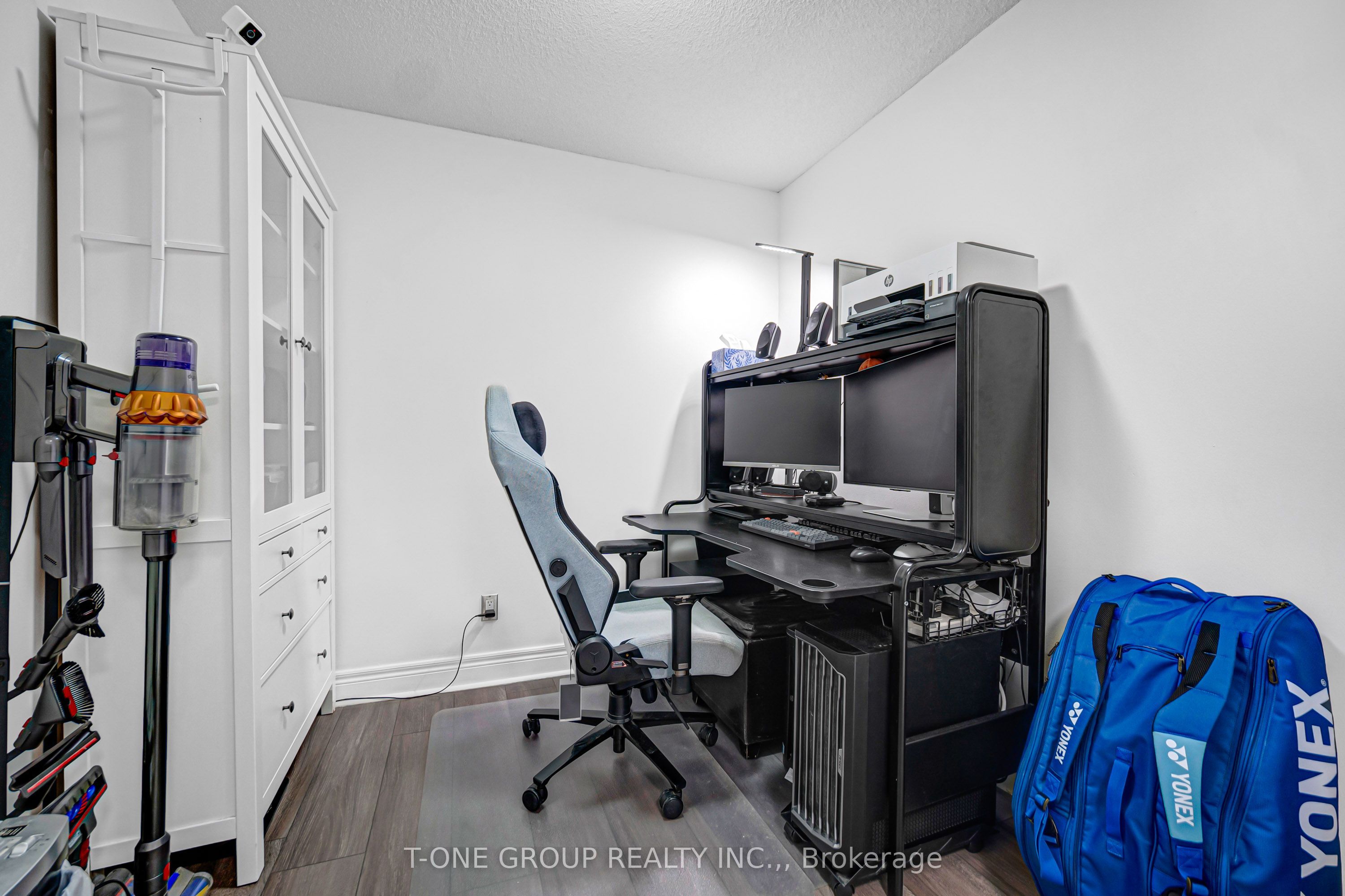 48 Suncrest Boulevard 720 Property Photo 16