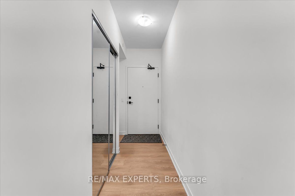 498 Caldari Road 828 Property Photo 6
