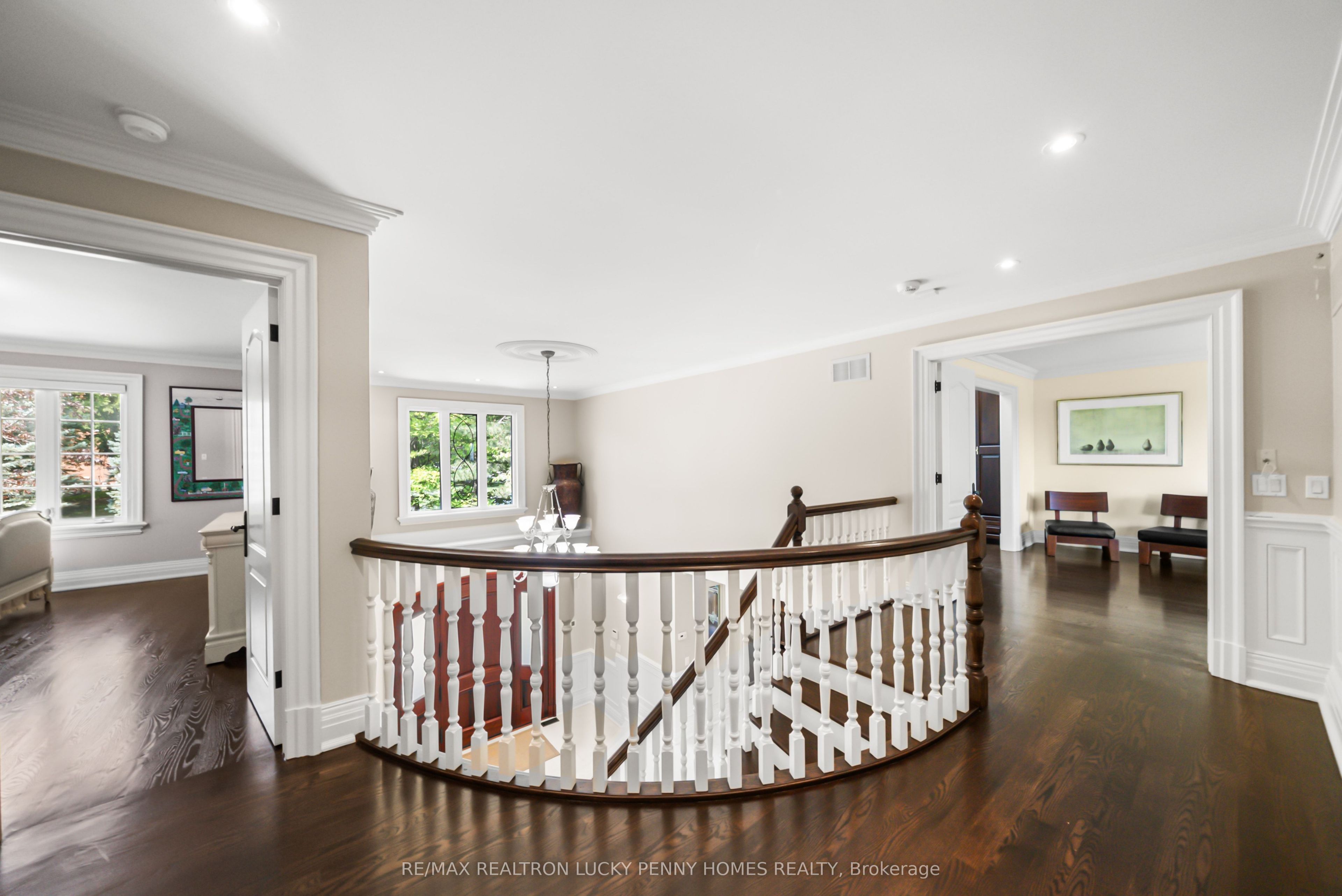 27 Glenridge Drive Property Photo 26