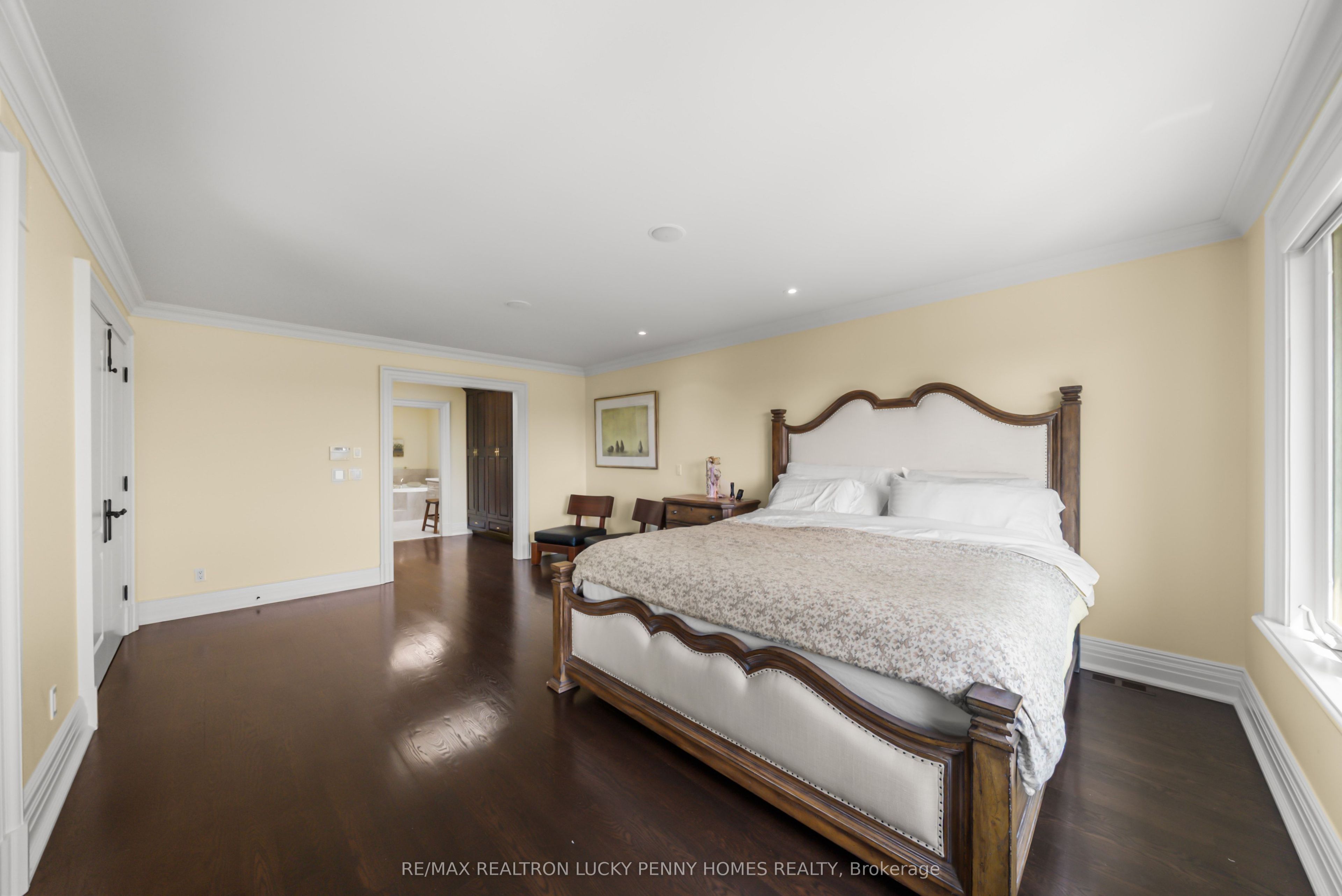 27 Glenridge Drive Property Photo 28