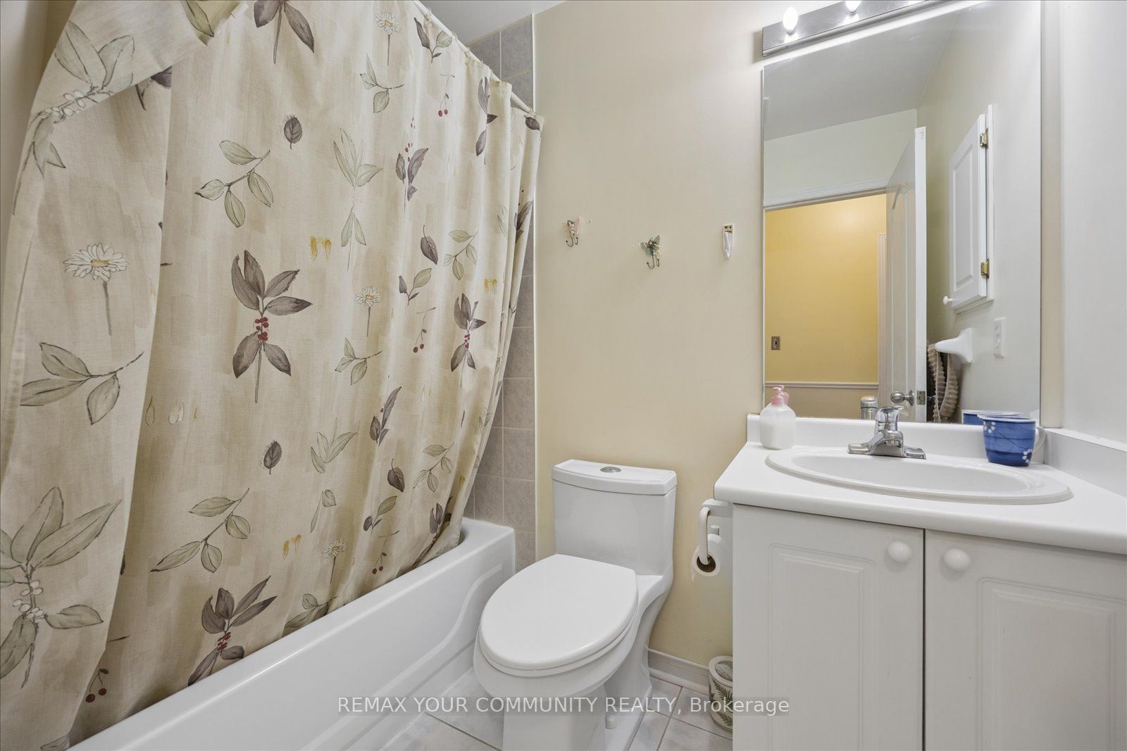 41 Old Colony Road Property Photo 28