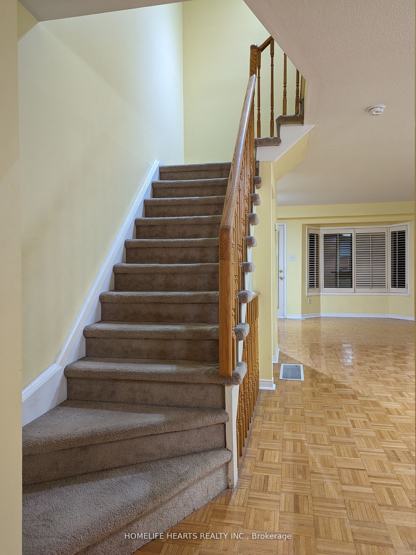 18 Clark Avenue W 192 Property Photo 25