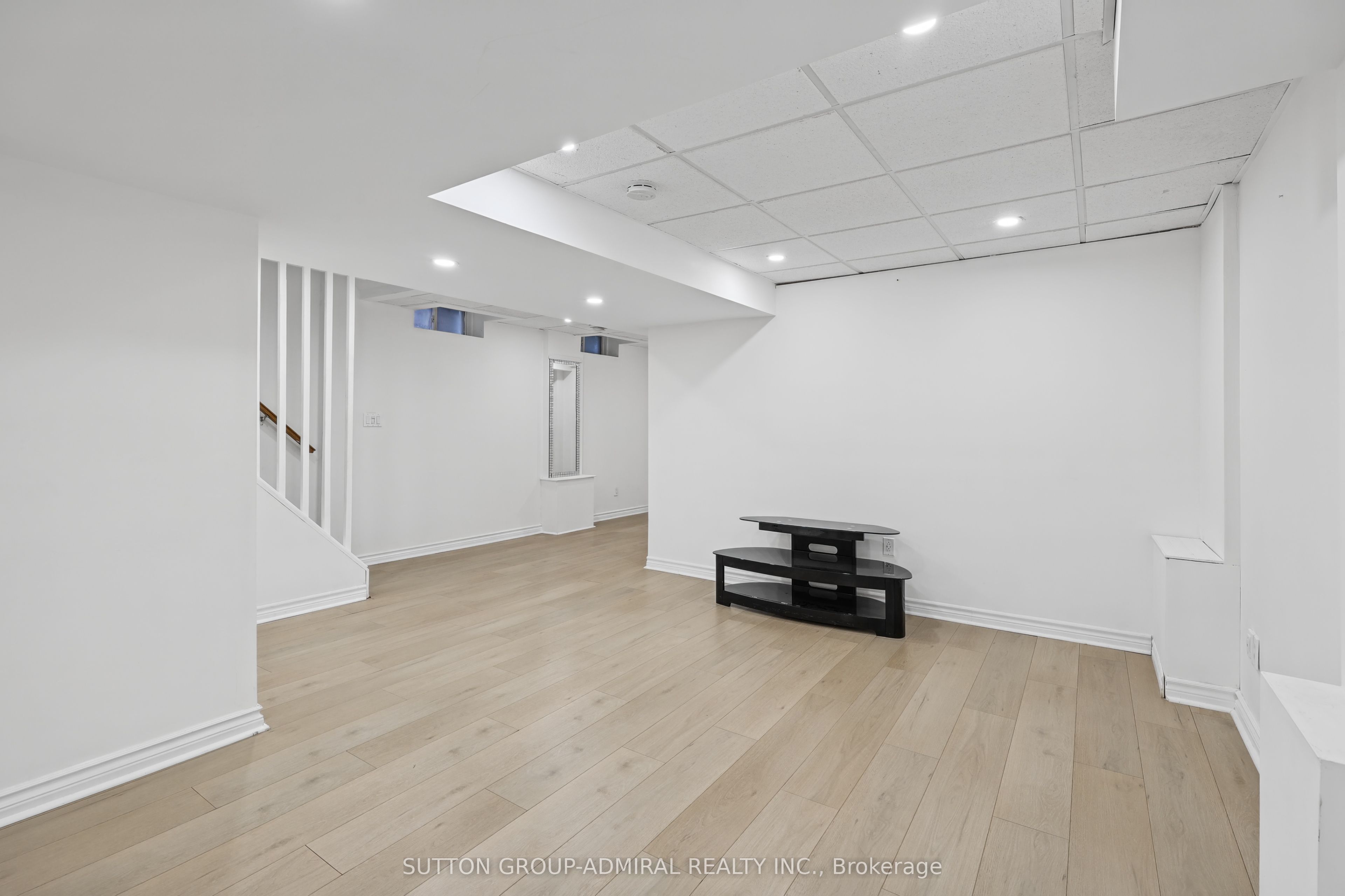 328 Woodspring Avenue Basement Property Photo 12