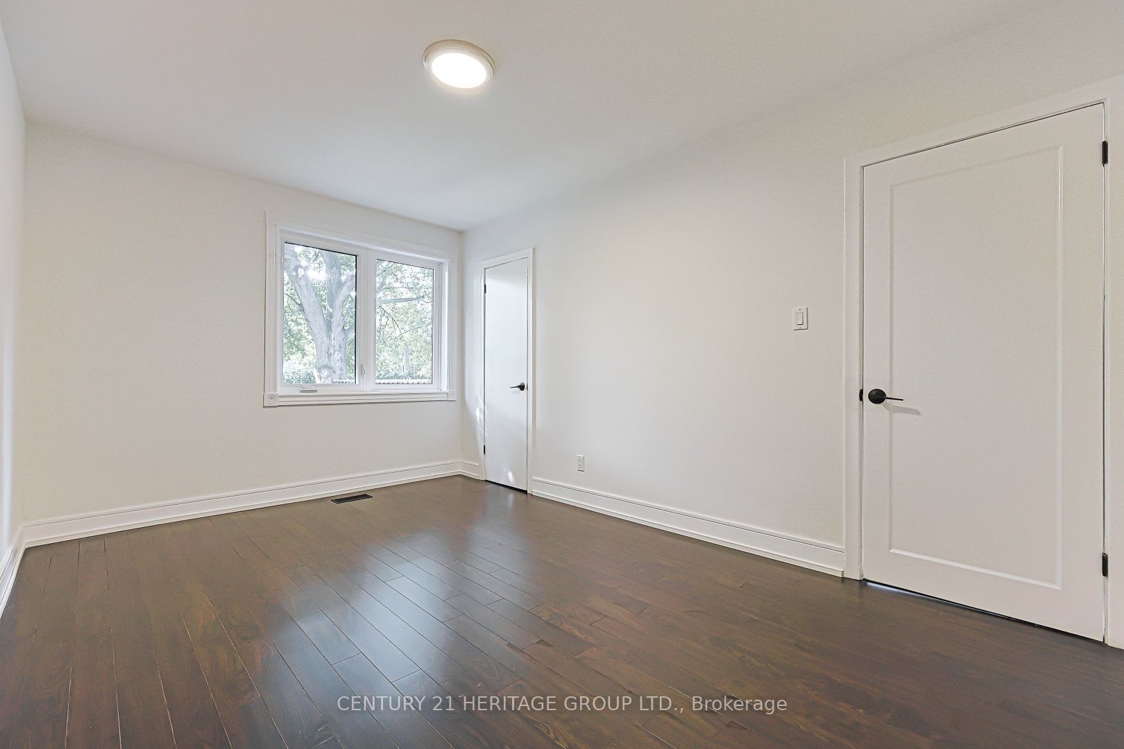 314 Wenlock Avenue Property Photo 8