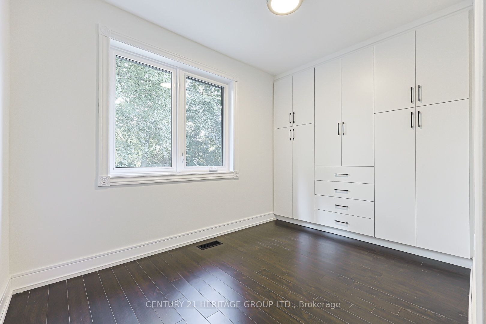 314 Wenlock Avenue Property Photo 11