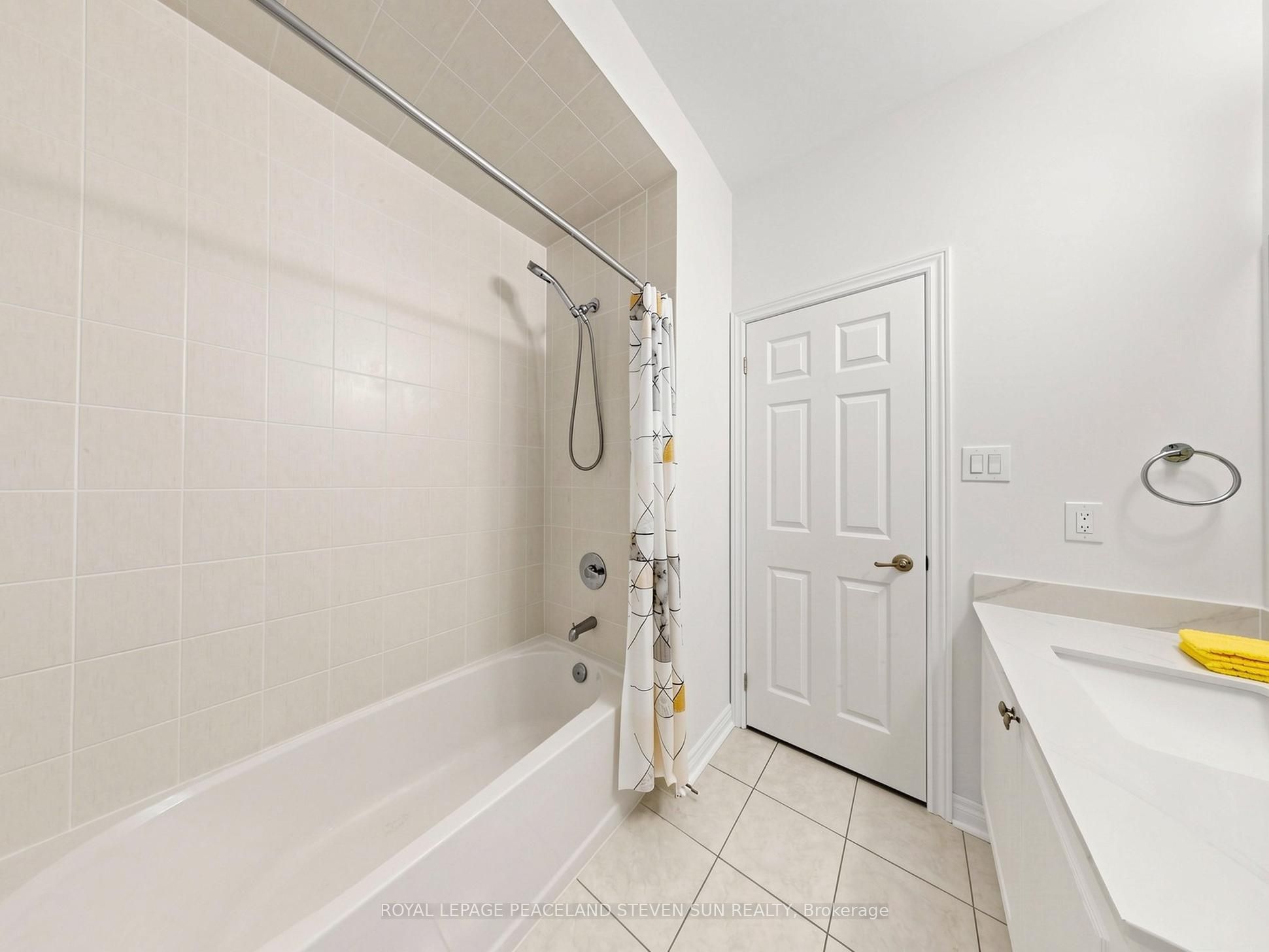 17 Mumbai Drive Property Photo 28