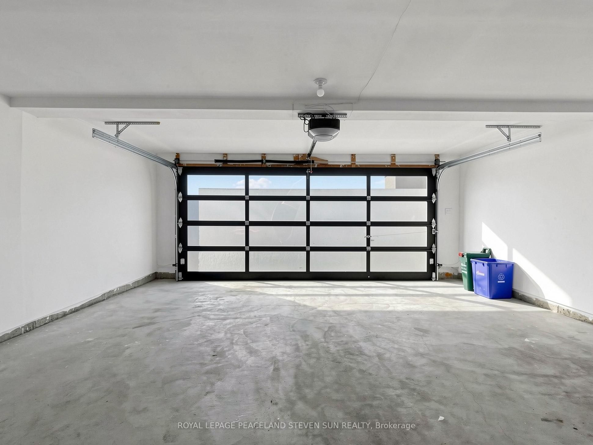 17 Mumbai Drive Property Photo 39