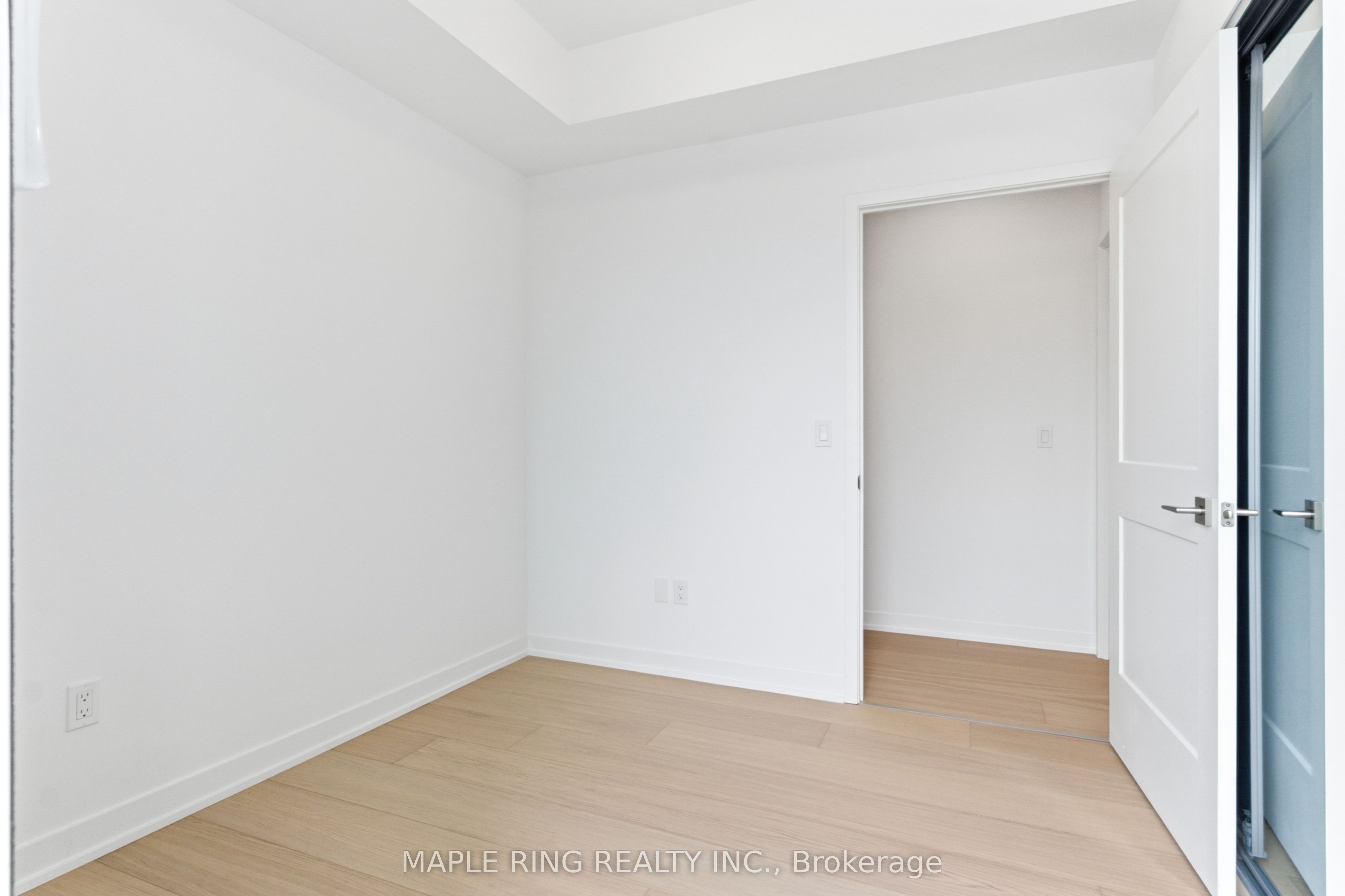 474 Caldari Road 704 Property Photo 14