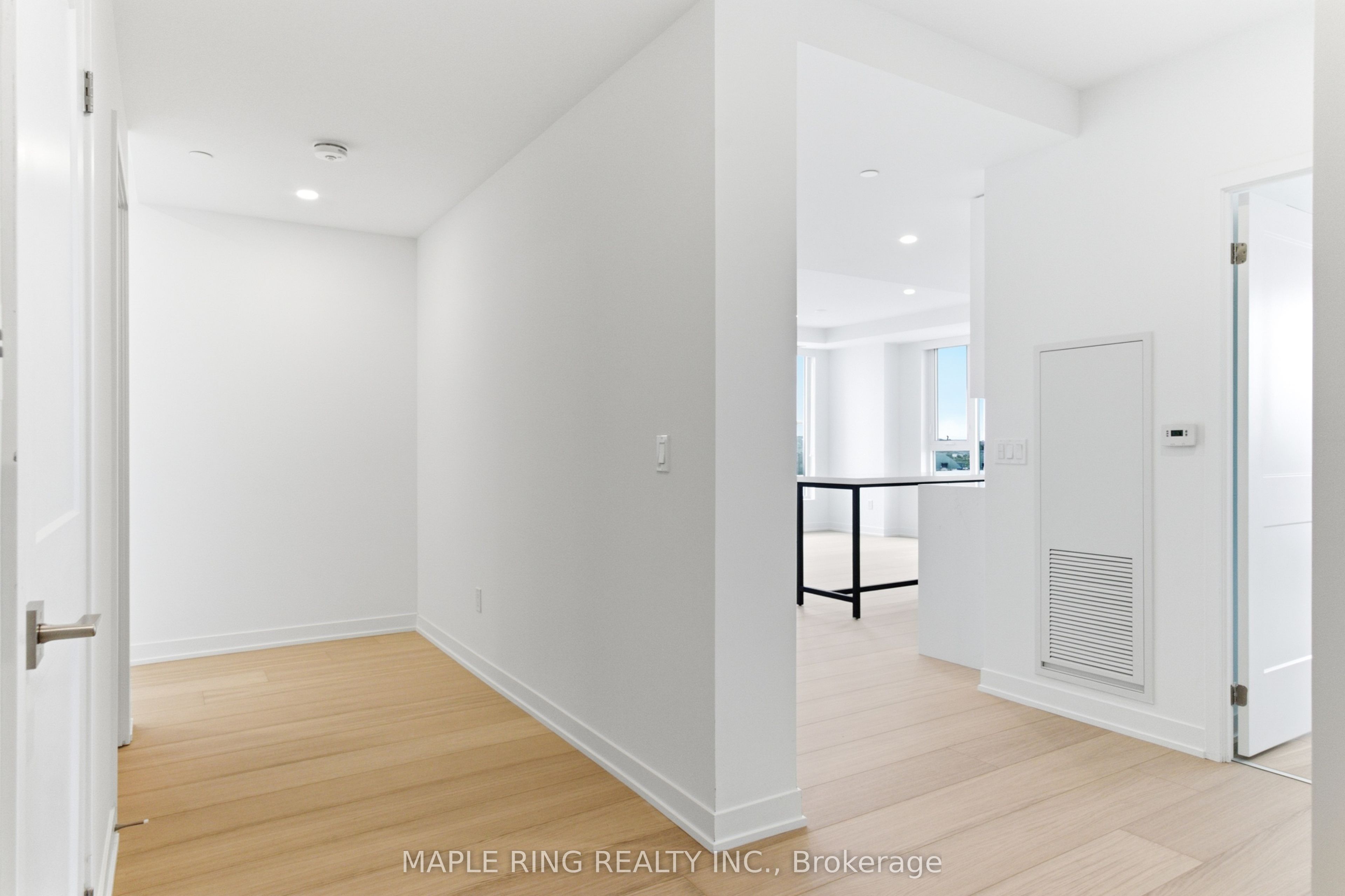 474 Caldari Road 704 Property Photo 25