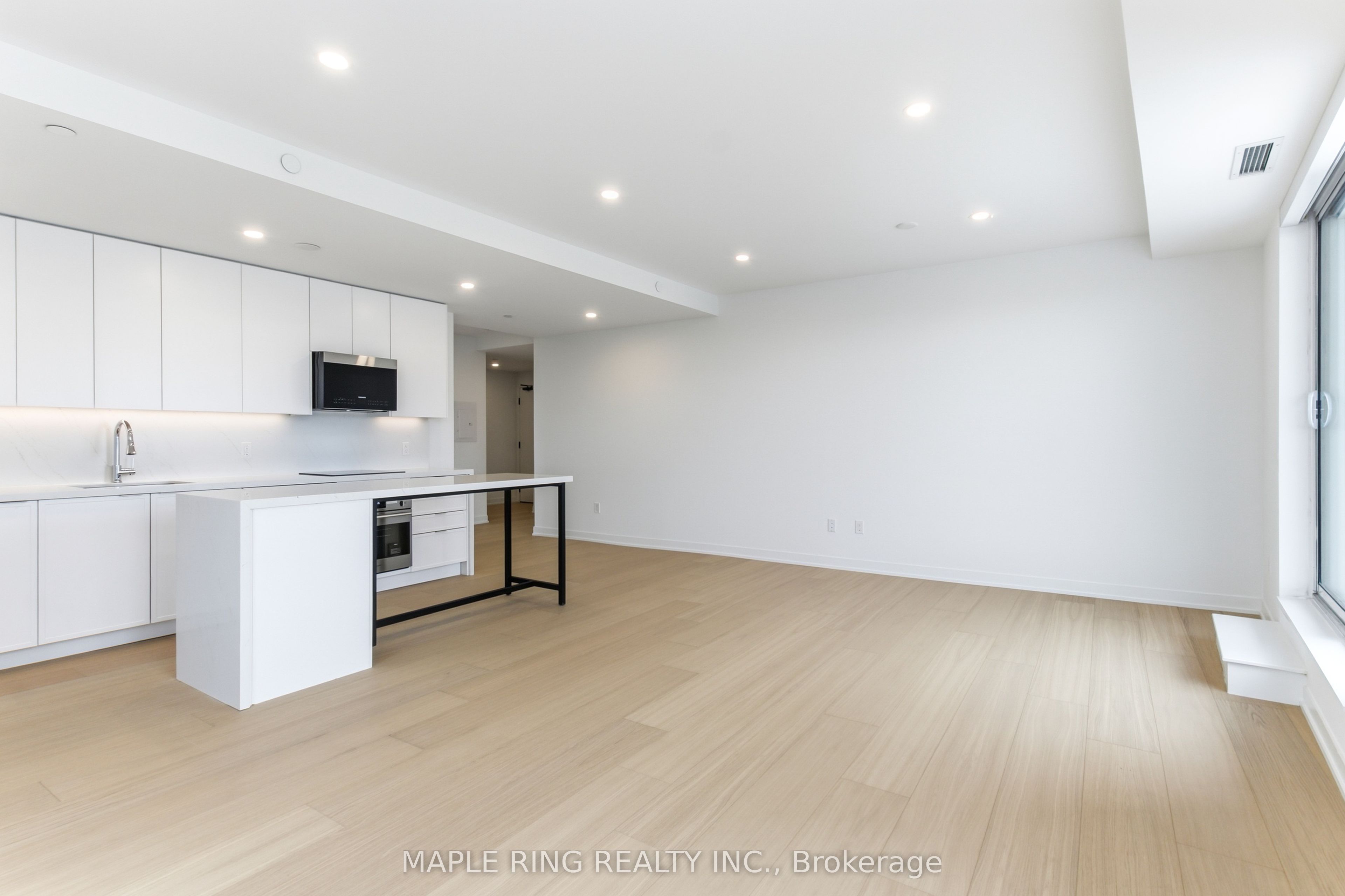 474 Caldari Road 704 Property Photo 29