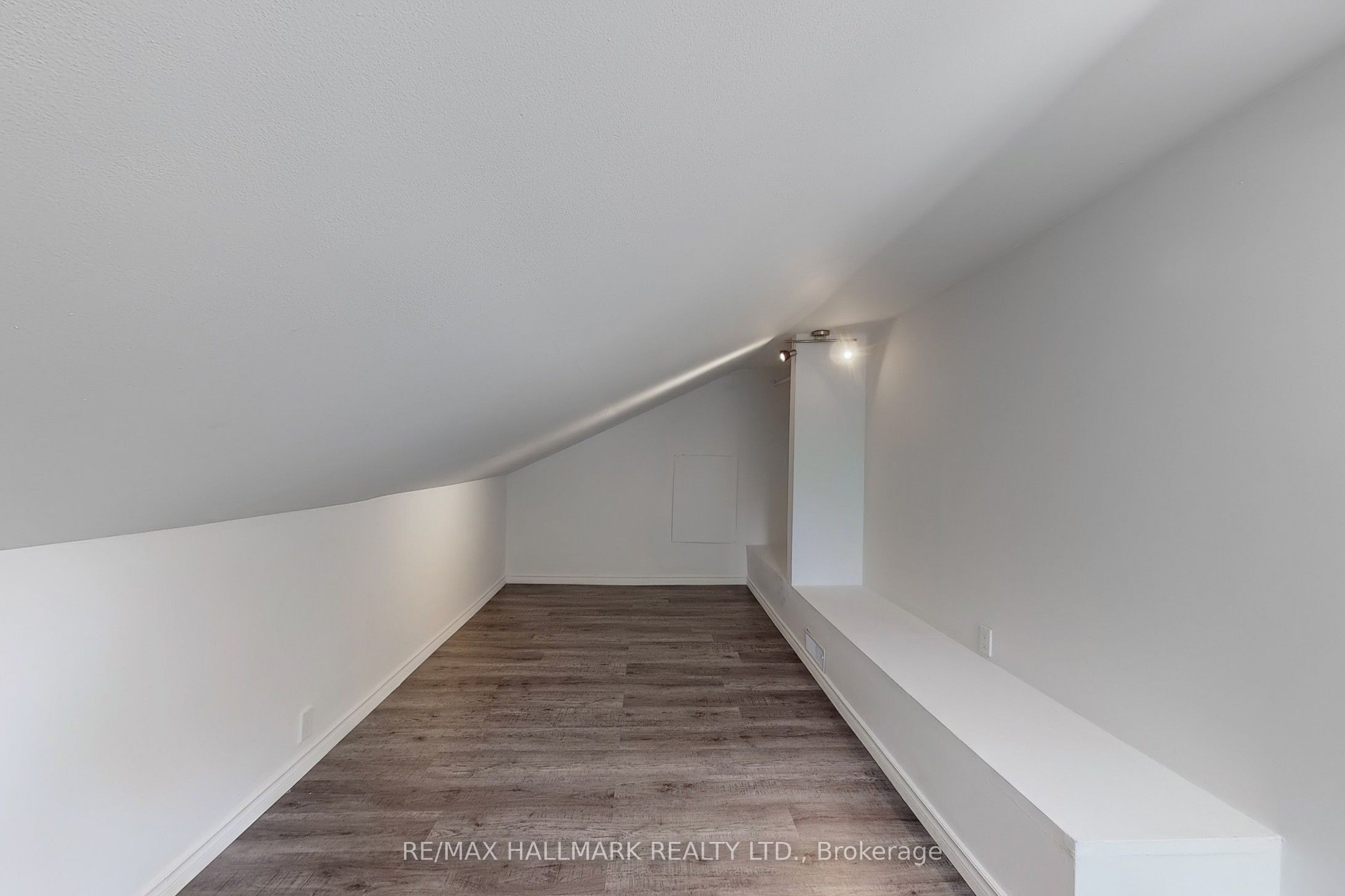178 Barrie Street Property Photo 43