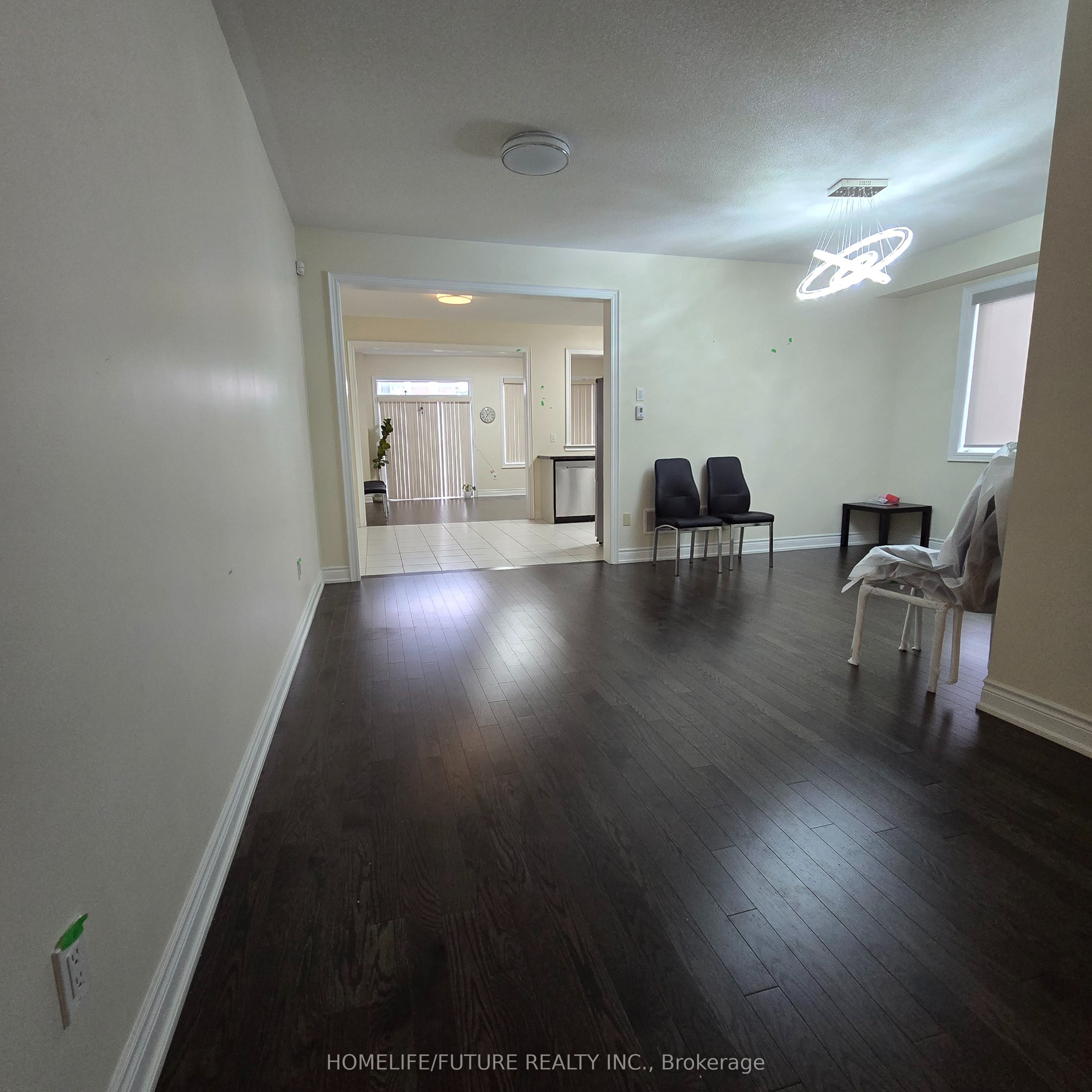 396 Kirkham Drive Main Property Photo 5