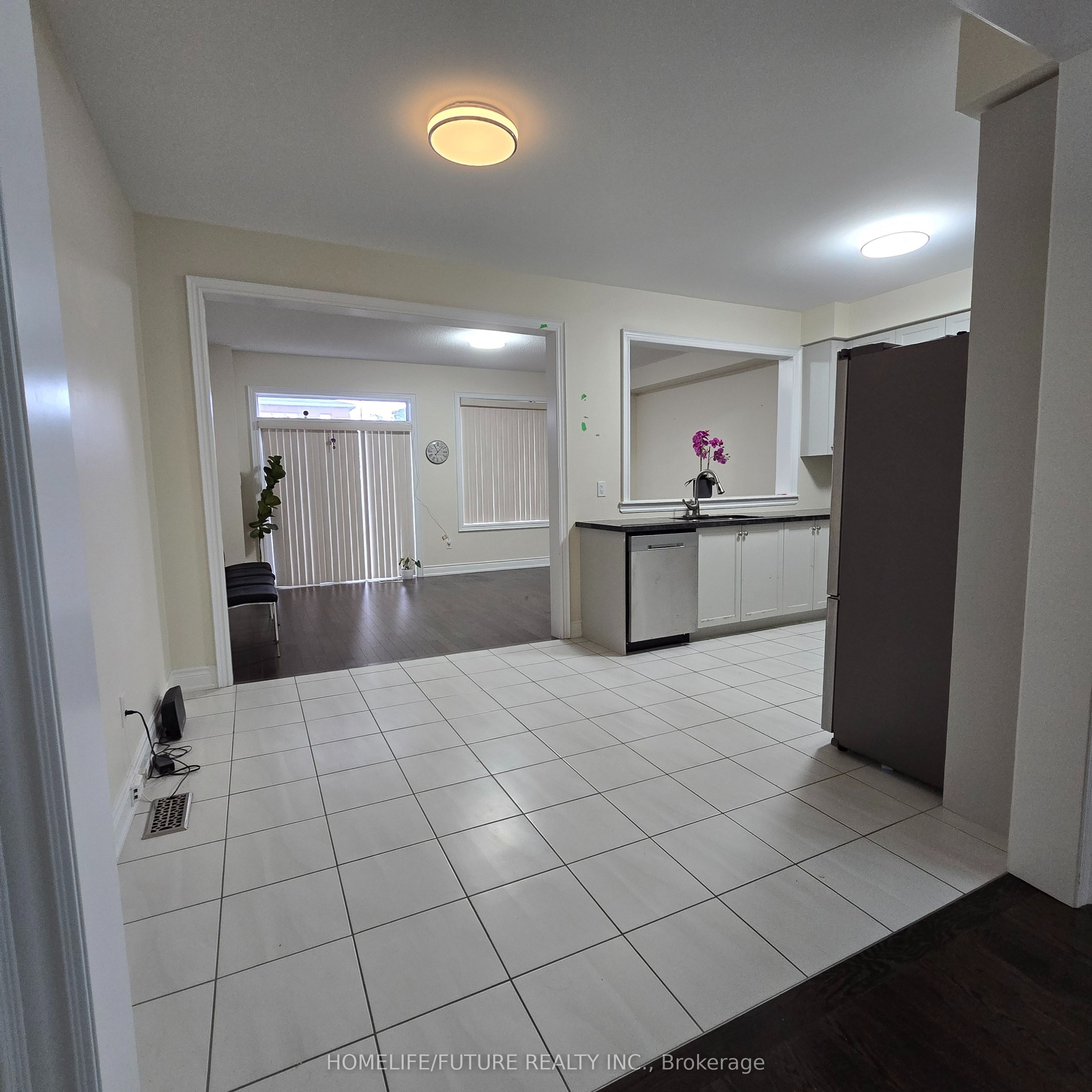 396 Kirkham Drive Main Property Photo 9