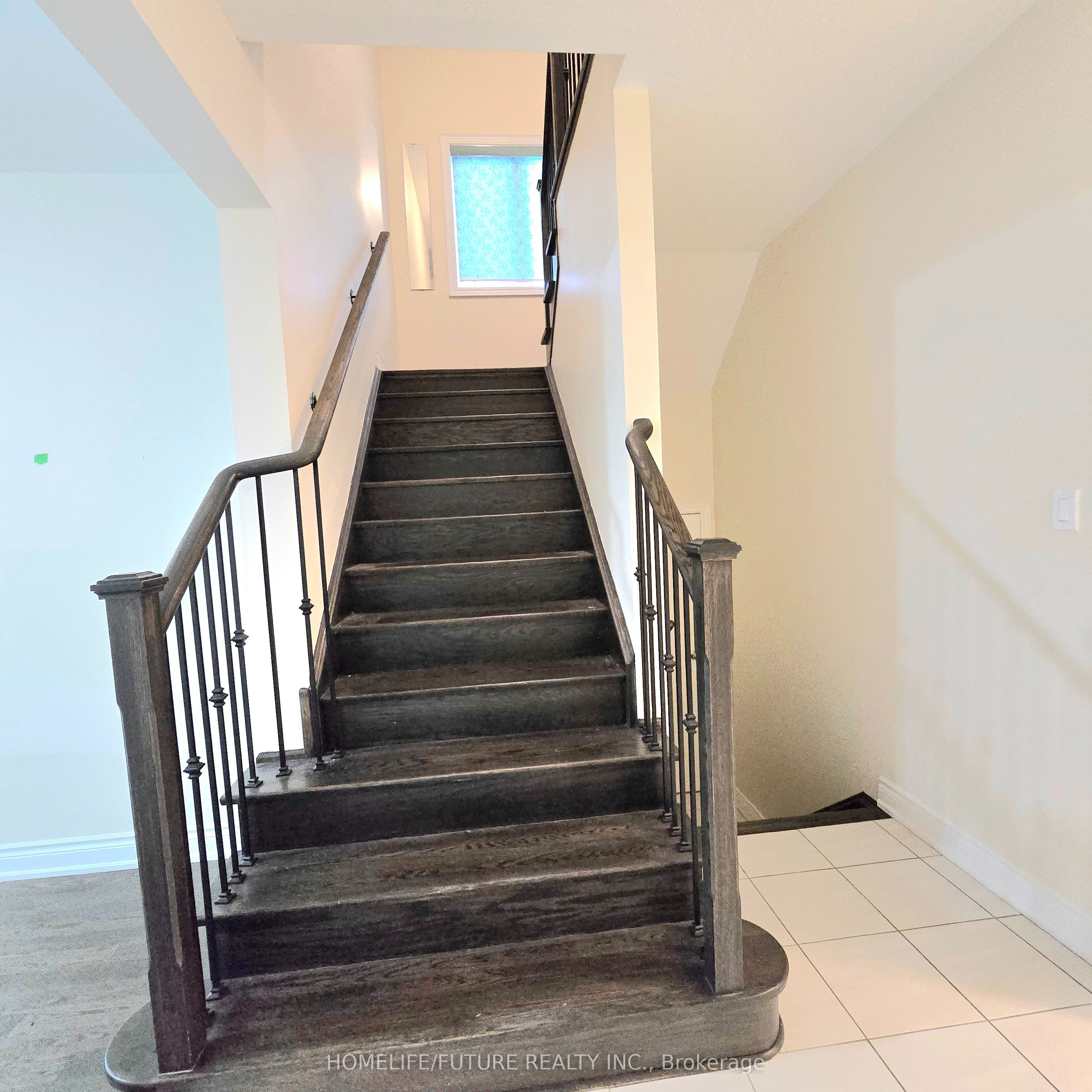 396 Kirkham Drive Main Property Photo 15