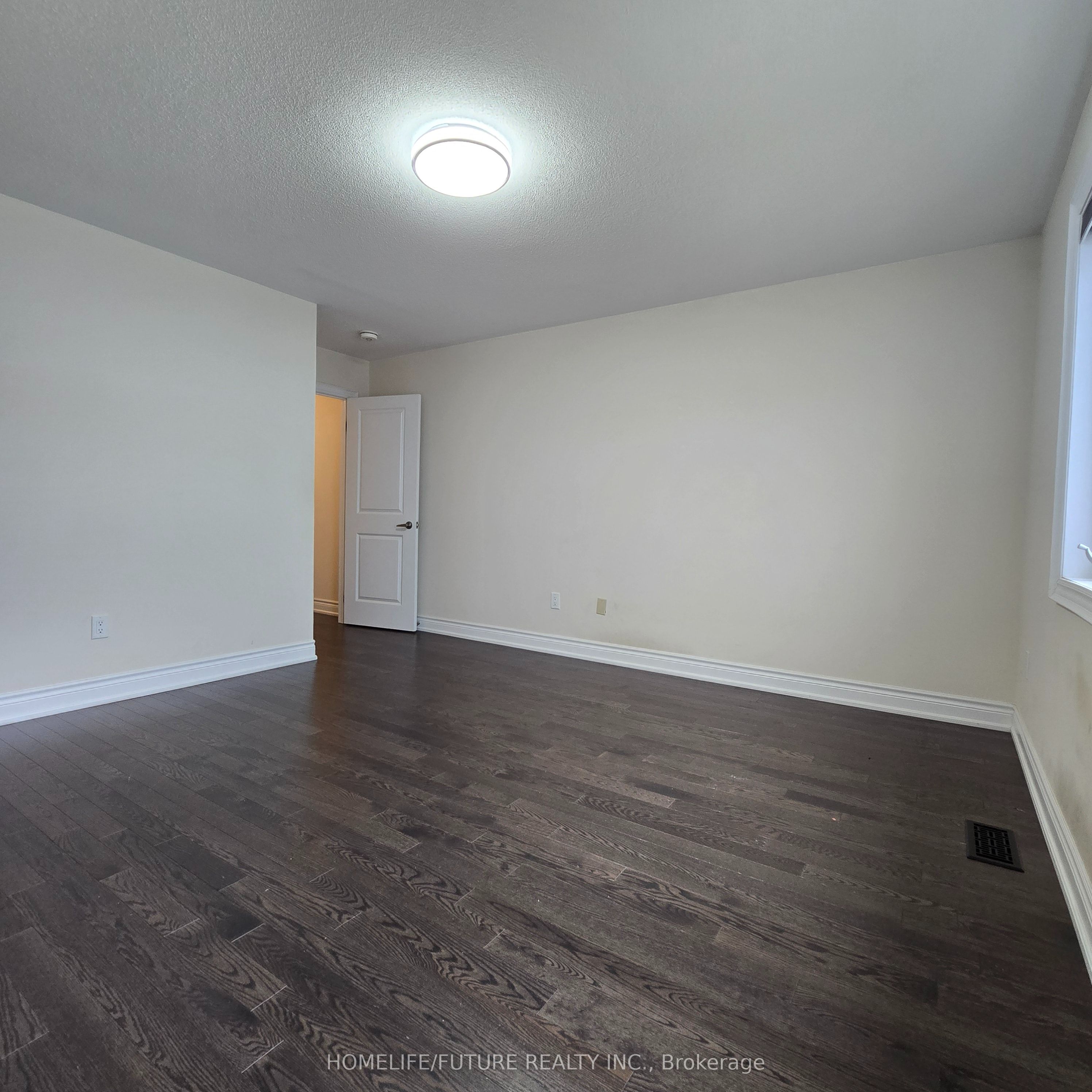 396 Kirkham Drive Main Property Photo 23