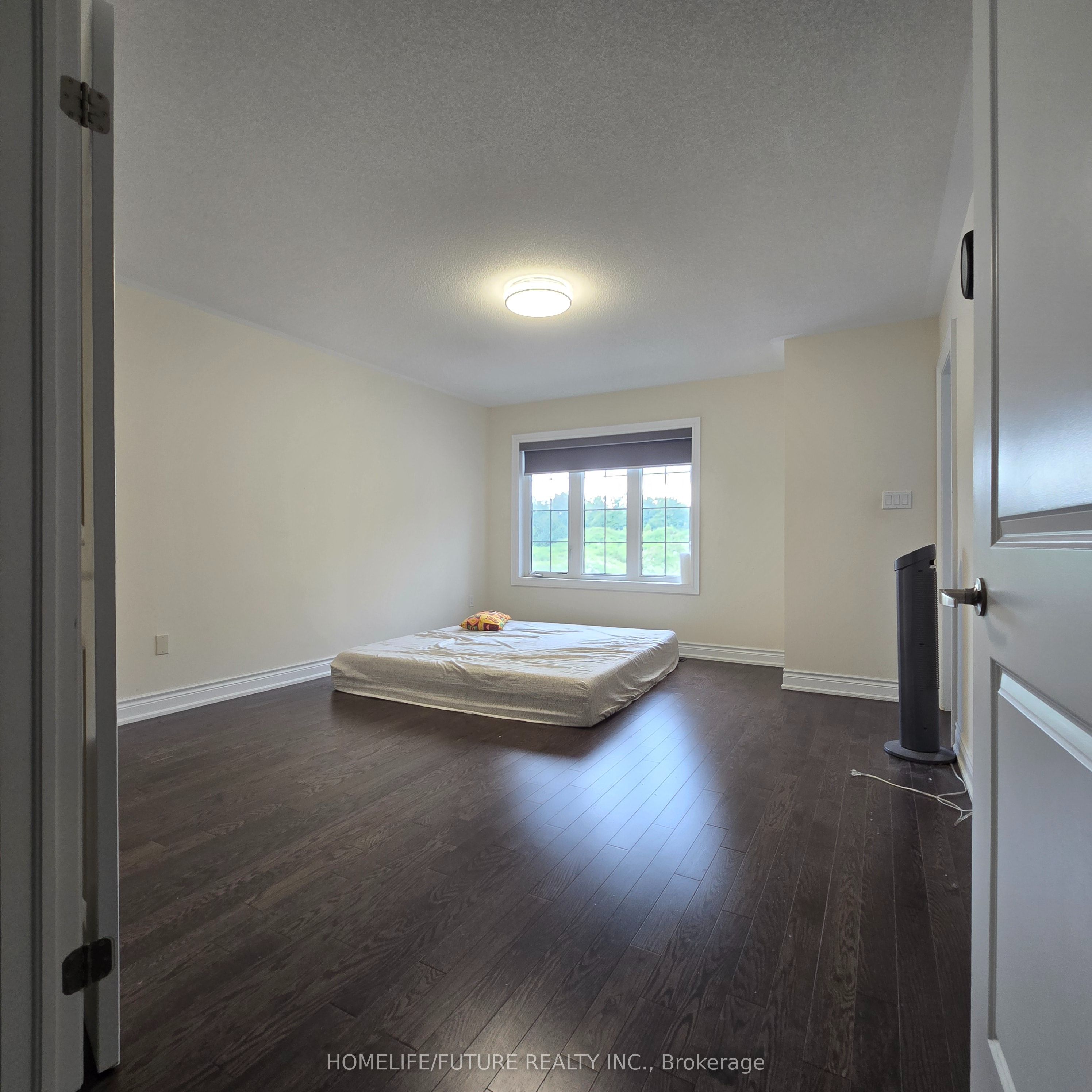 396 Kirkham Drive Main Property Photo 26