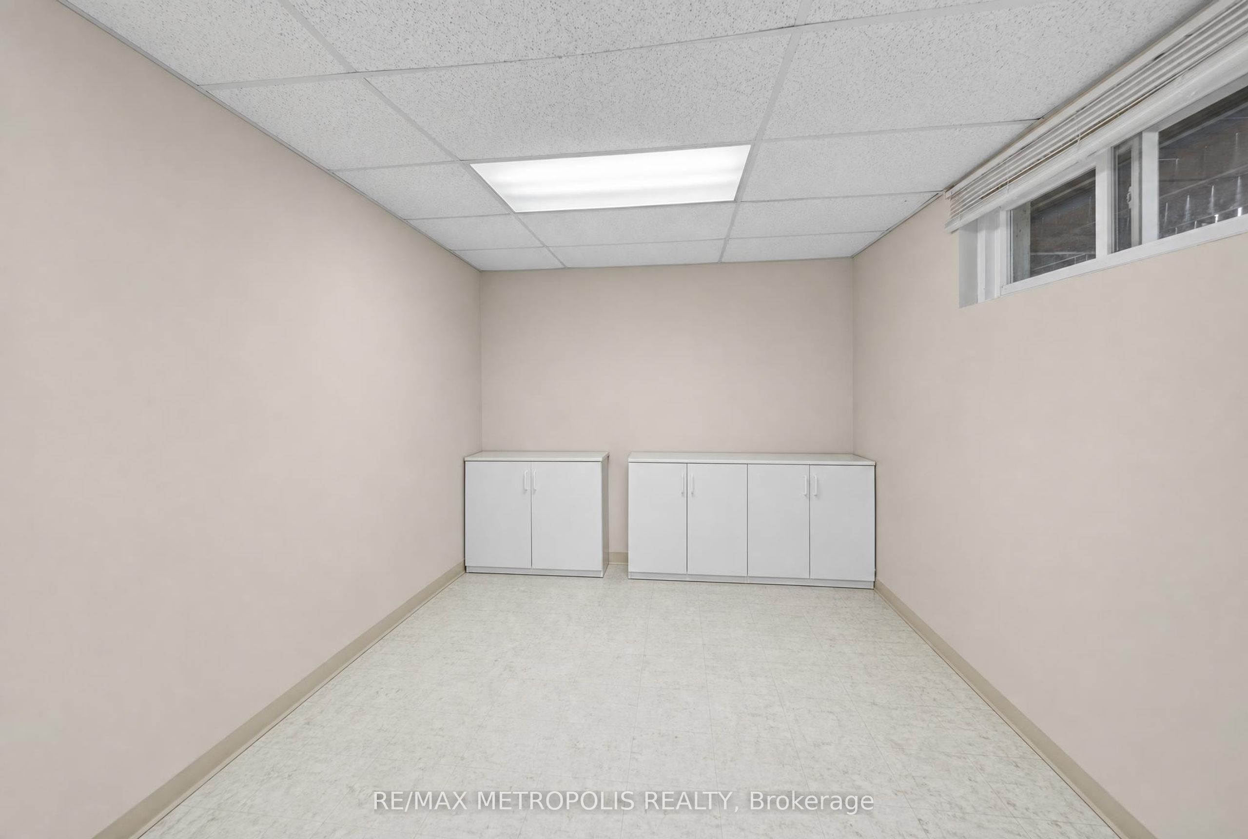 6370 Hillsdale Drive Property Photo 22