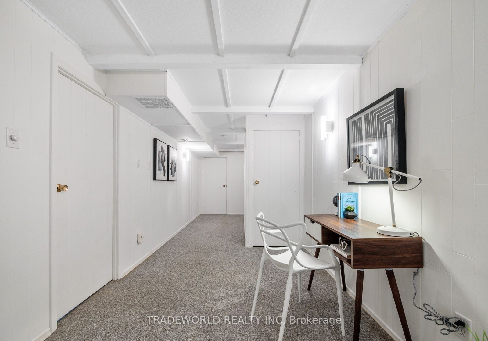 60 Camelot Way Property Photo 18
