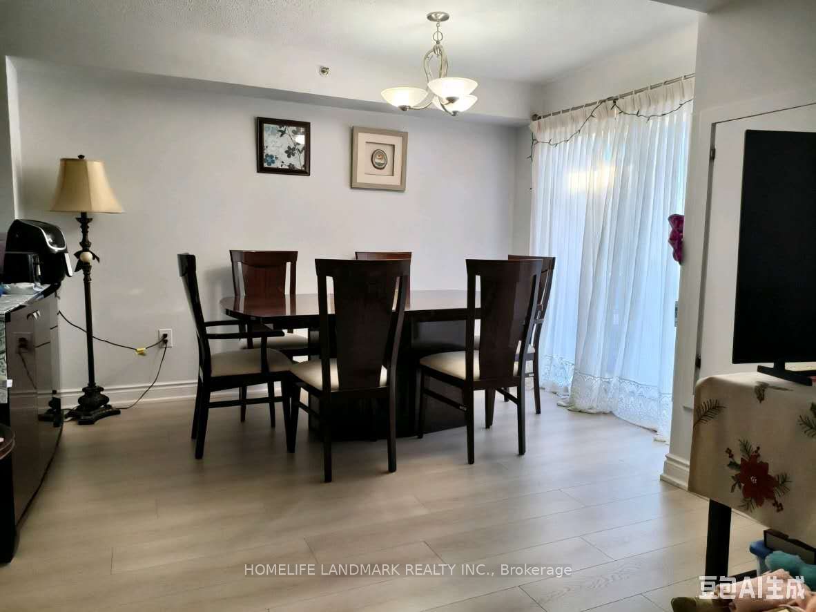 75 Weldrick Road E 818 Property Photo 2