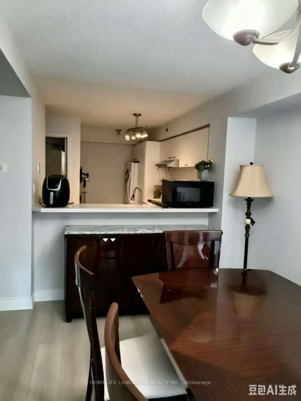 75 Weldrick Road E 818 Property Photo 3