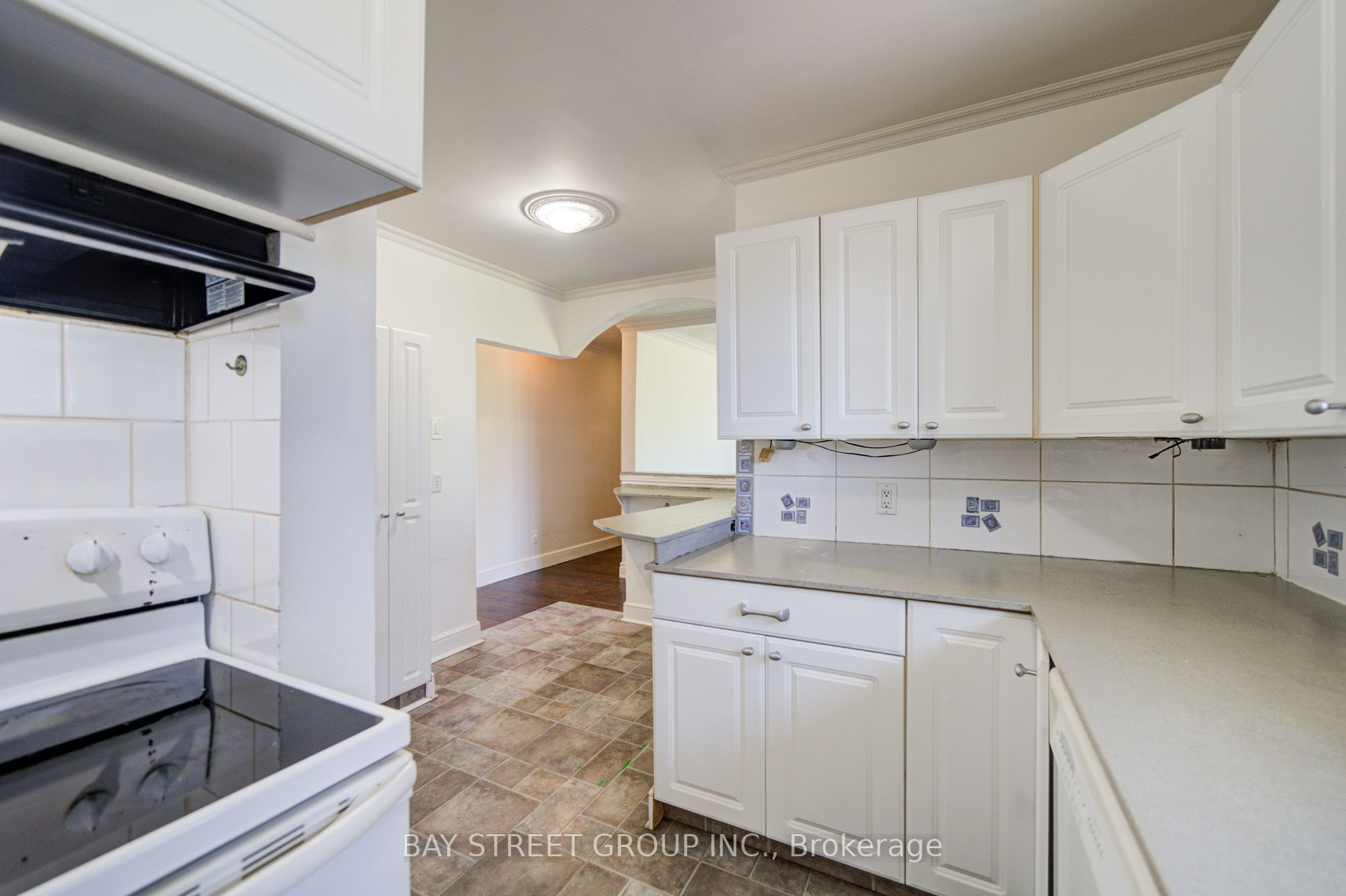1421 Old Green Lane E Property Photo 20