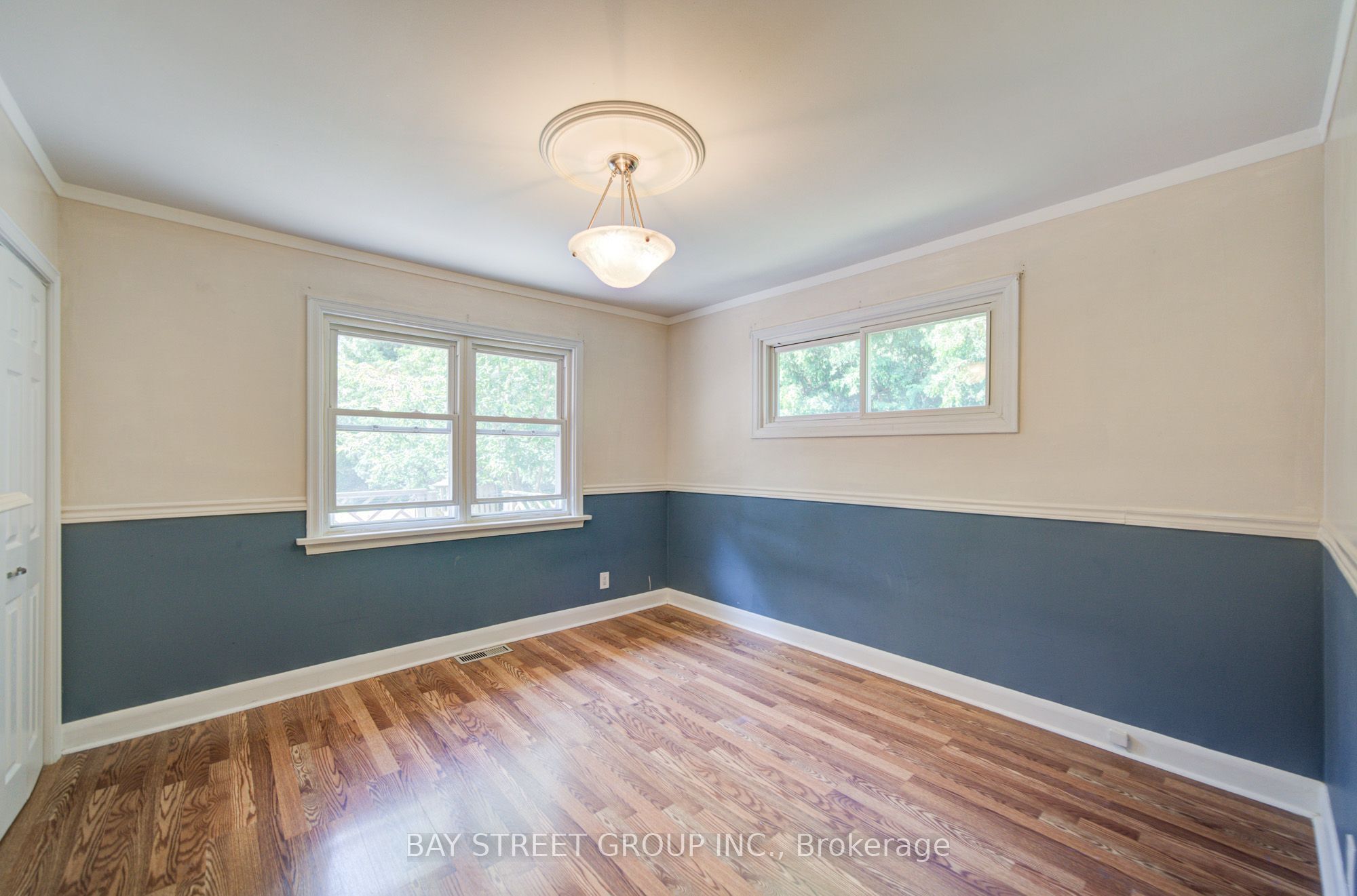 1421 Old Green Lane E Property Photo 28