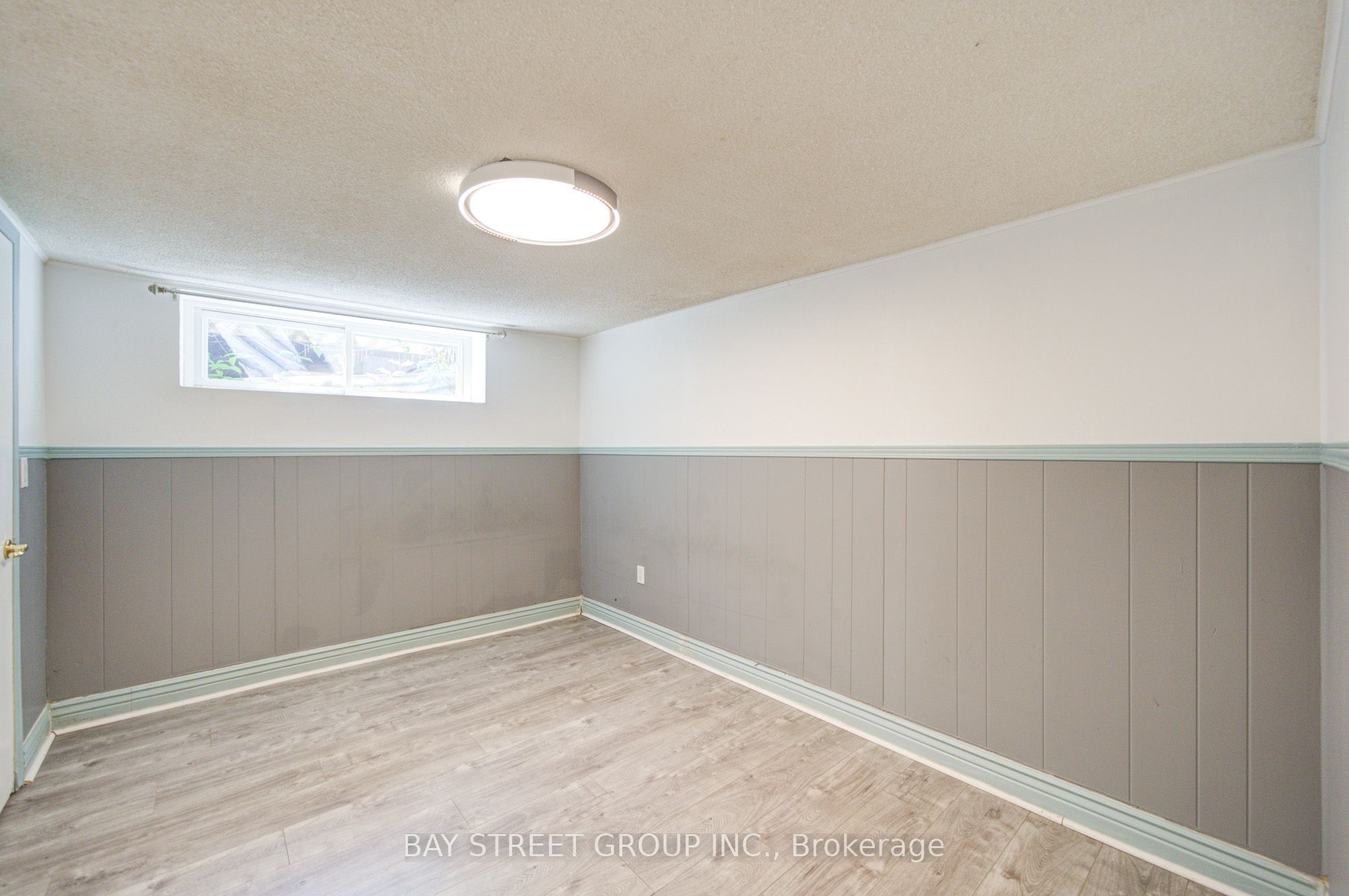 1421 Old Green Lane E Property Photo 39