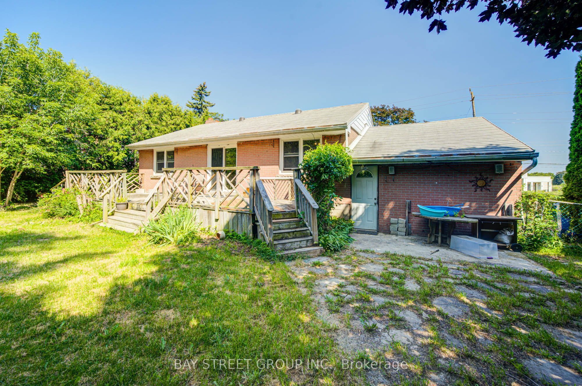1421 Old Green Lane E Property Photo 50