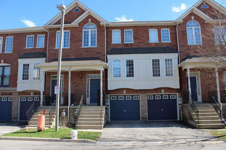 19 Foxchase Avenue 46 Property Photo 1