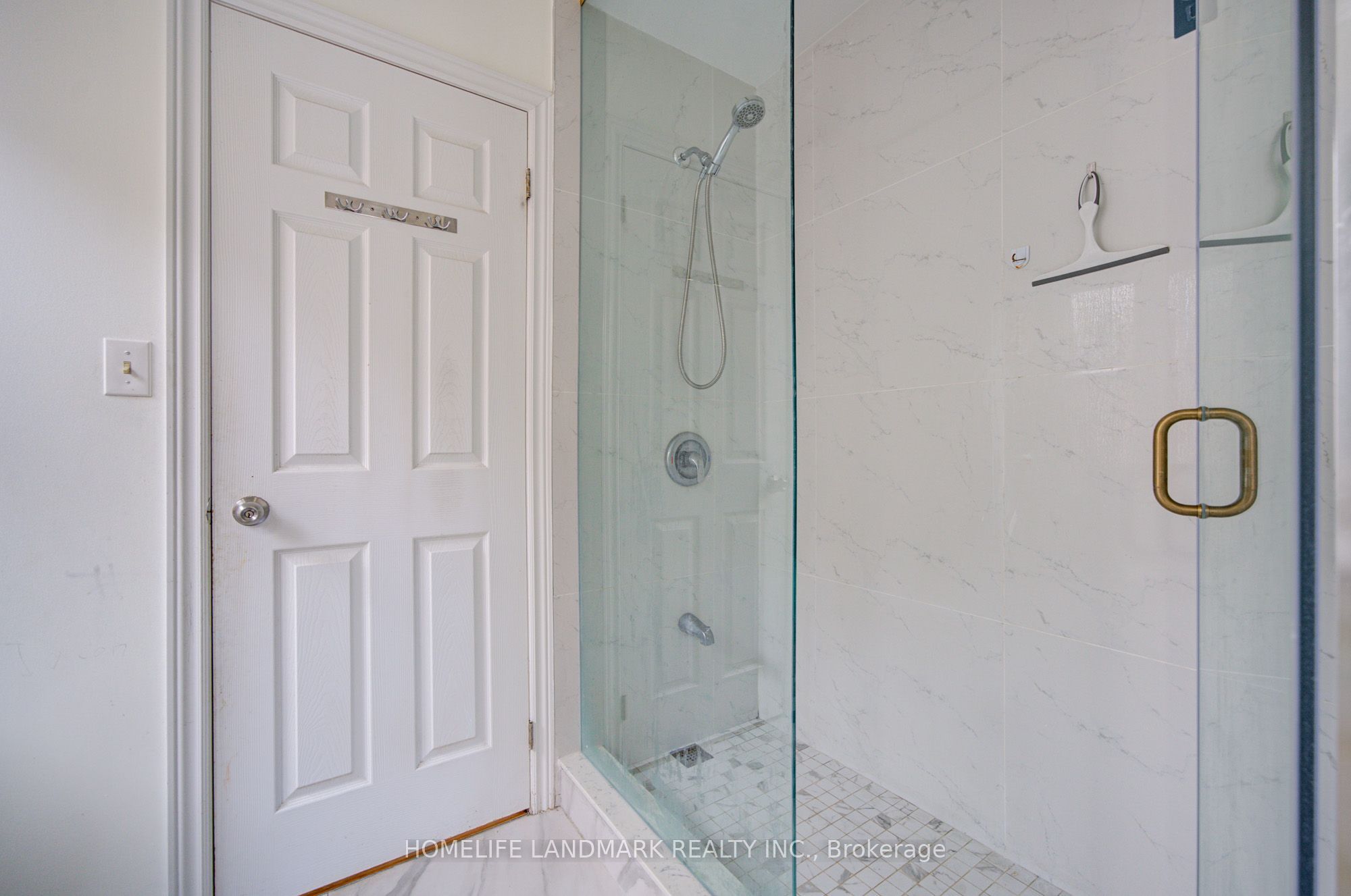 16 Barnstone Drive Property Photo 28