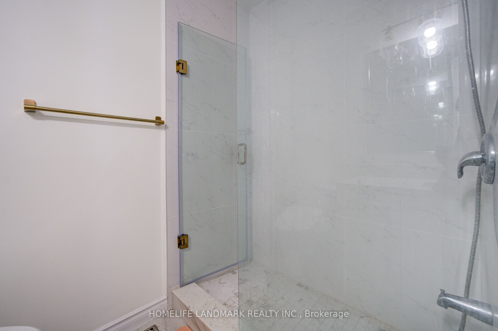16 Barnstone Drive Property Photo 33
