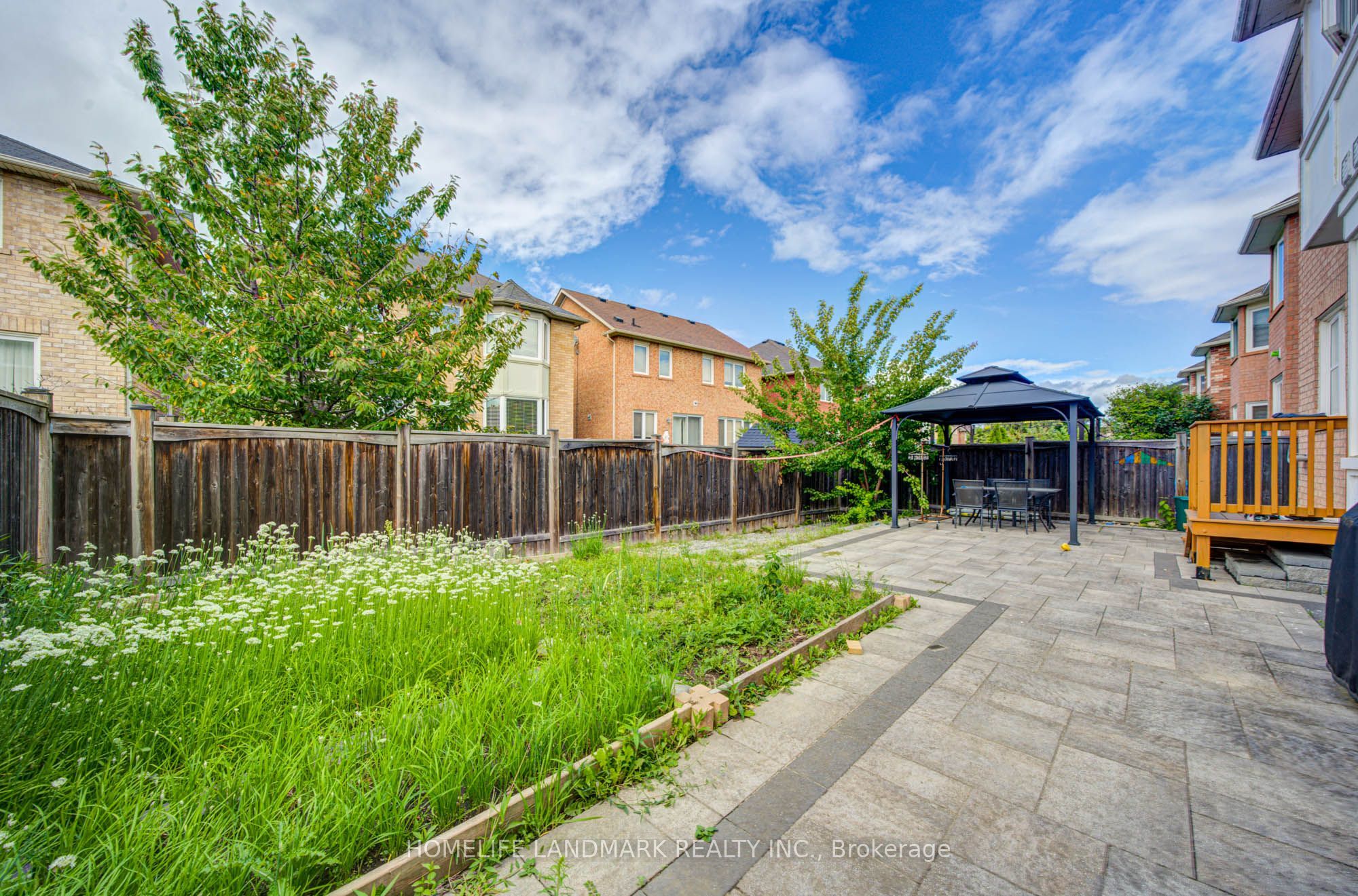 16 Barnstone Drive Property Photo 38