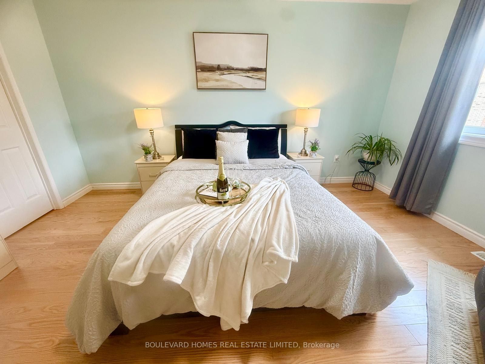 20 Russell Hill Road Property Photo 26