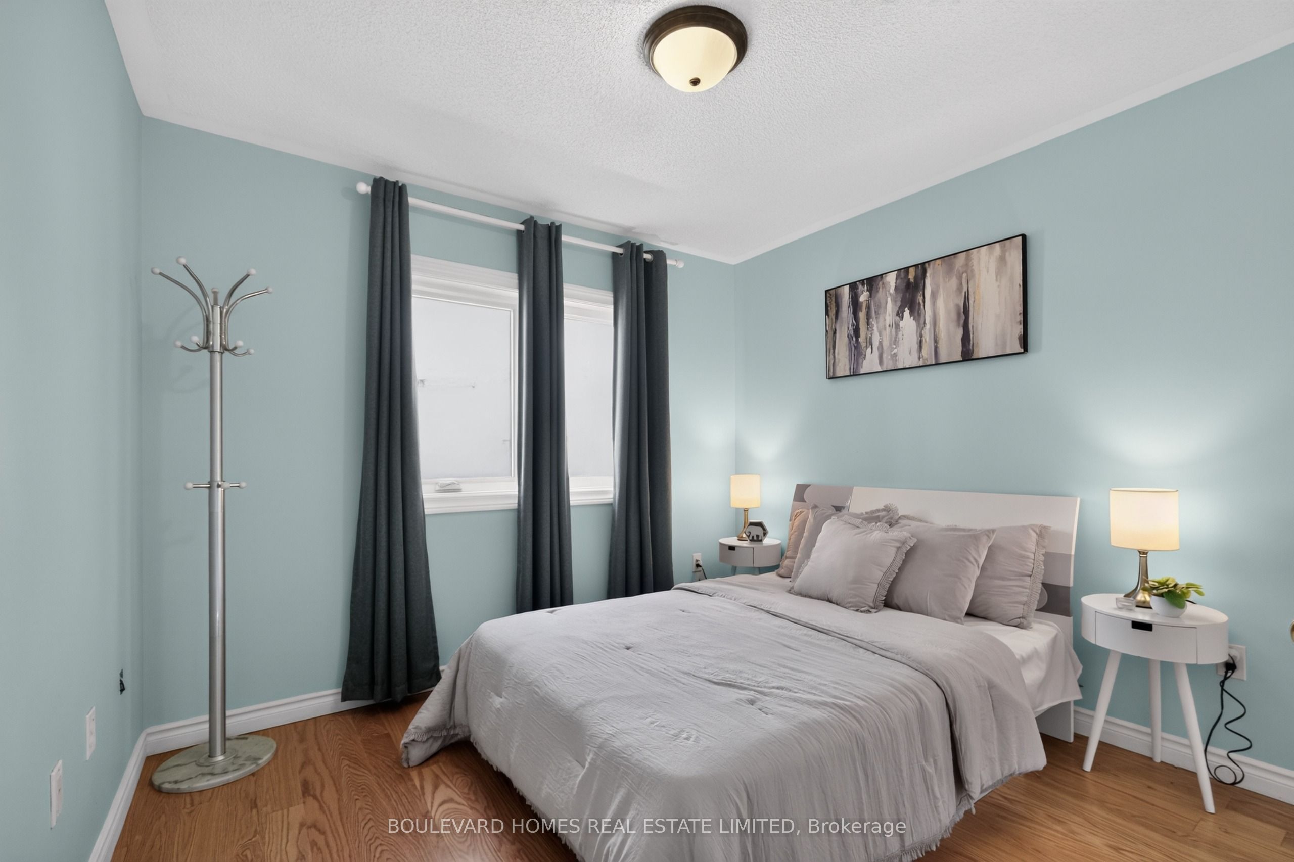 20 Russell Hill Road Property Photo 33