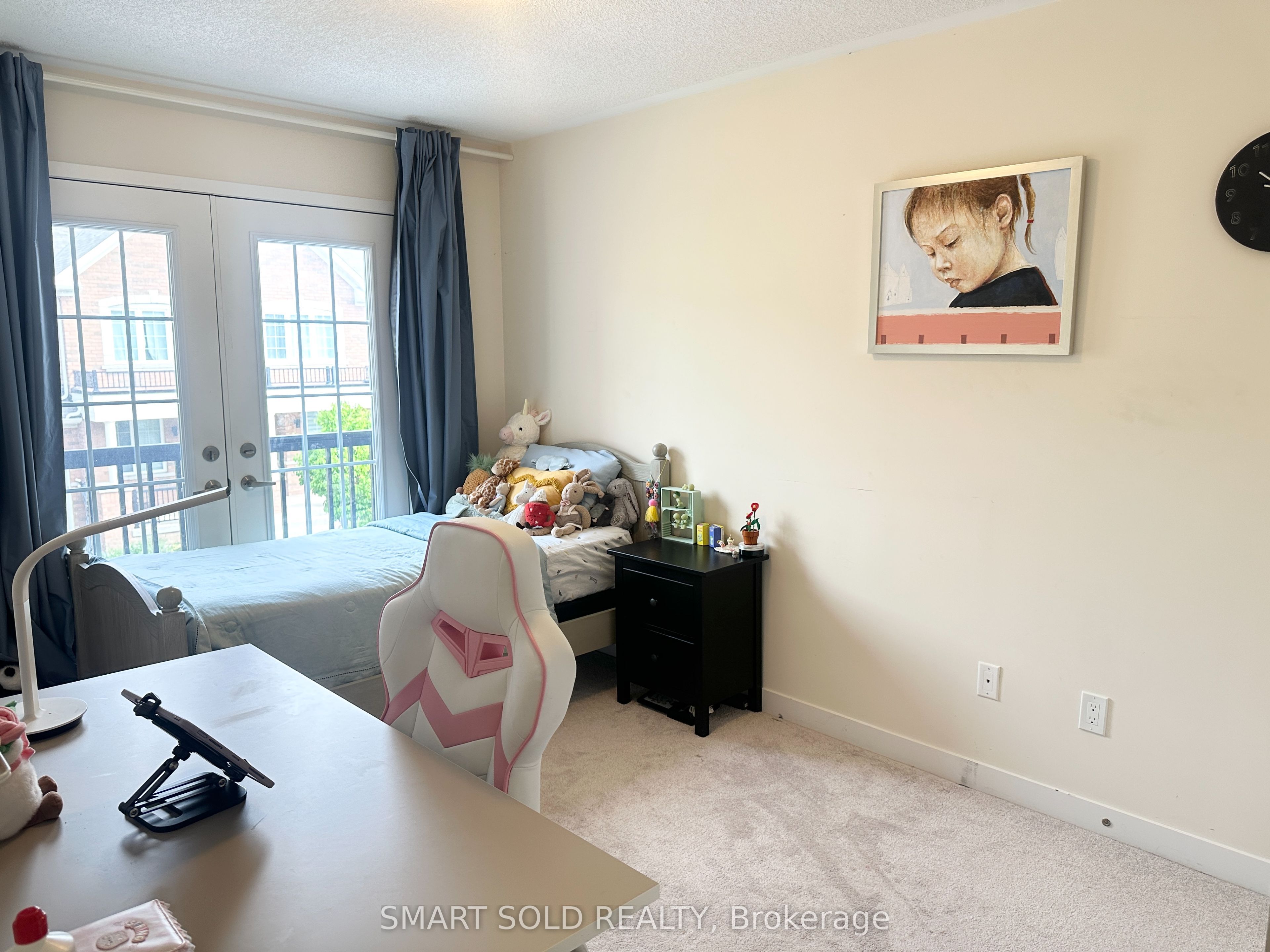25 Avonmore Trail Property Photo 14