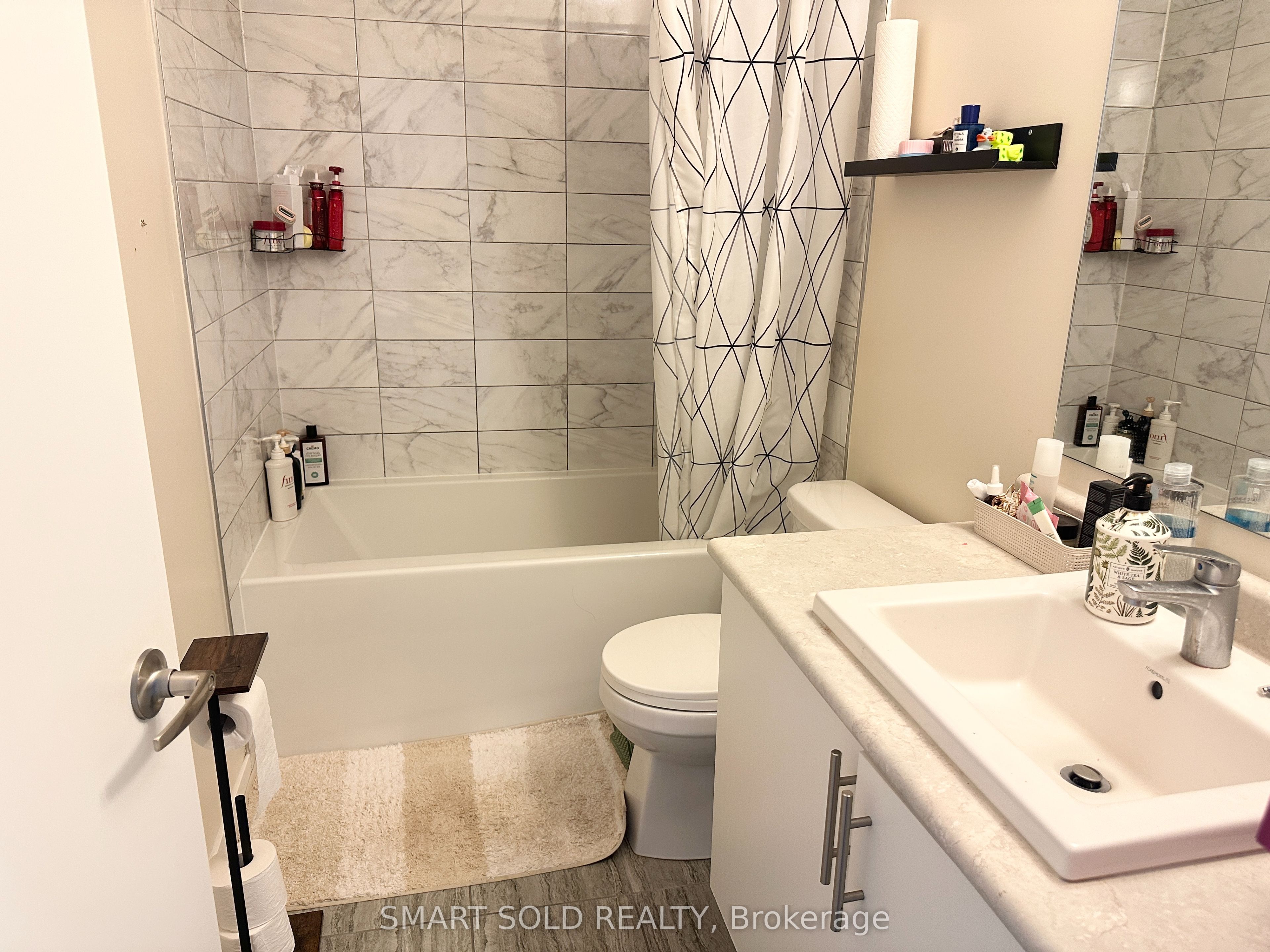 25 Avonmore Trail Property Photo 17