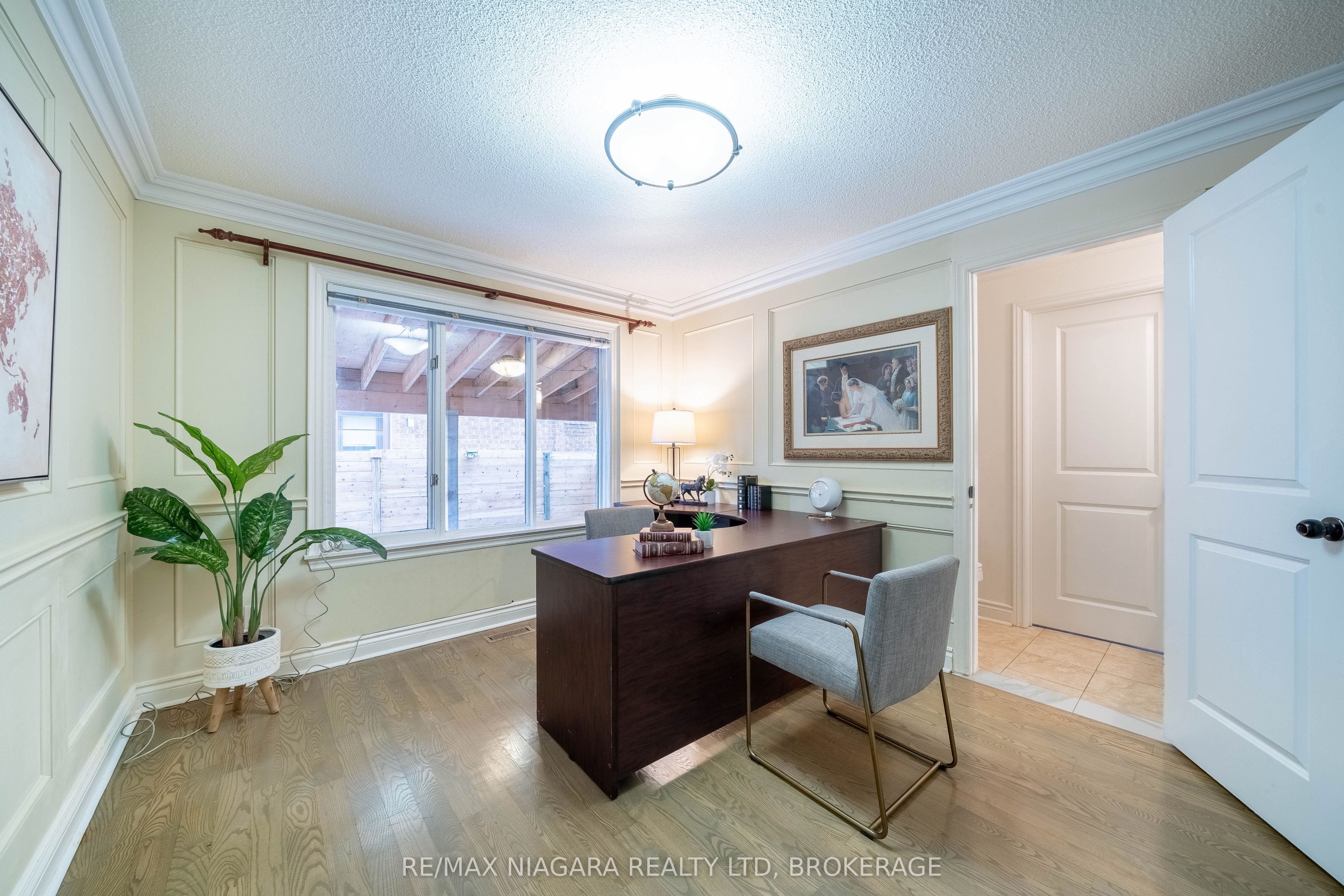 2 Aitken Circle Property Photo 6