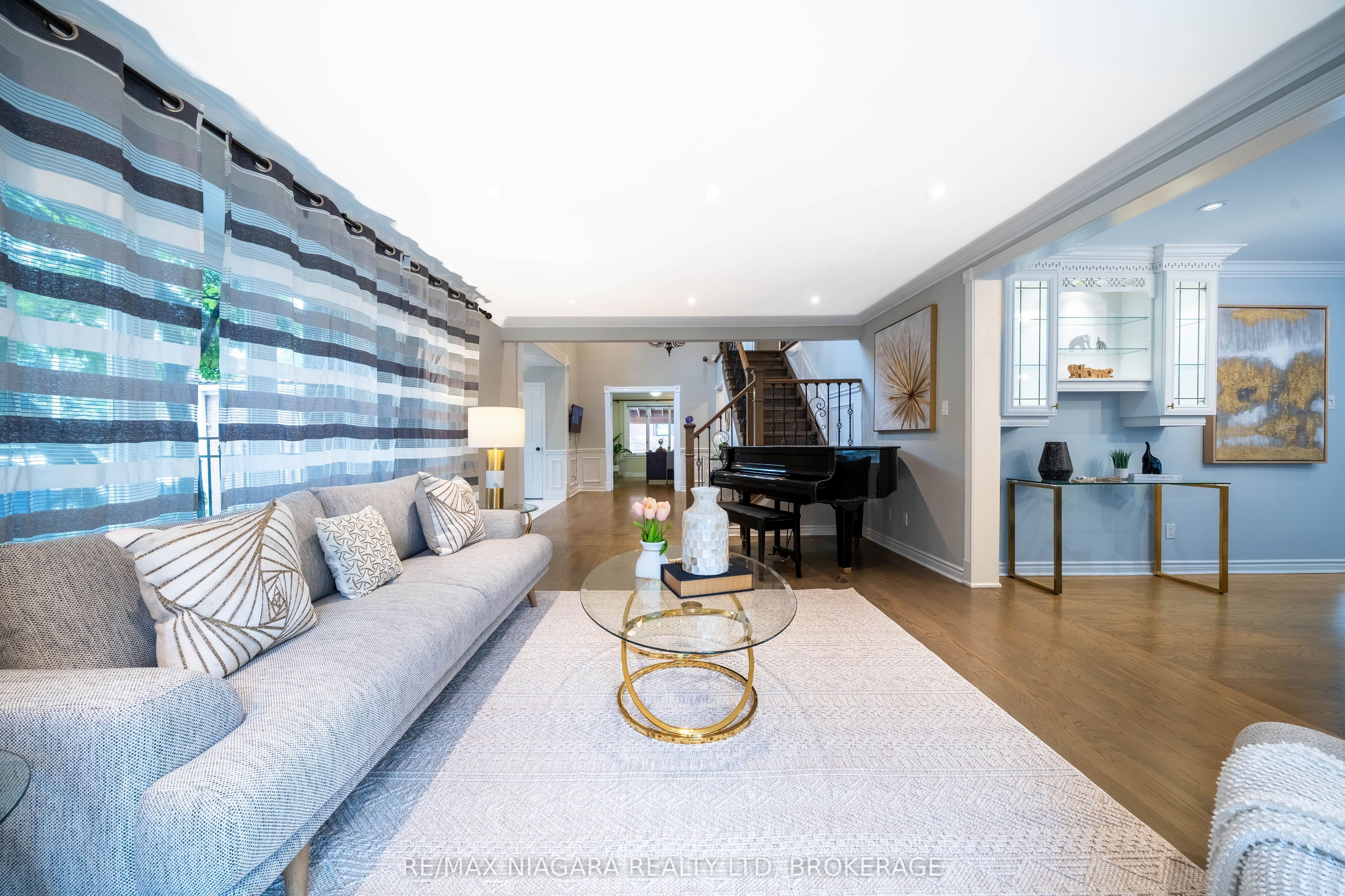 2 Aitken Circle Property Photo 11