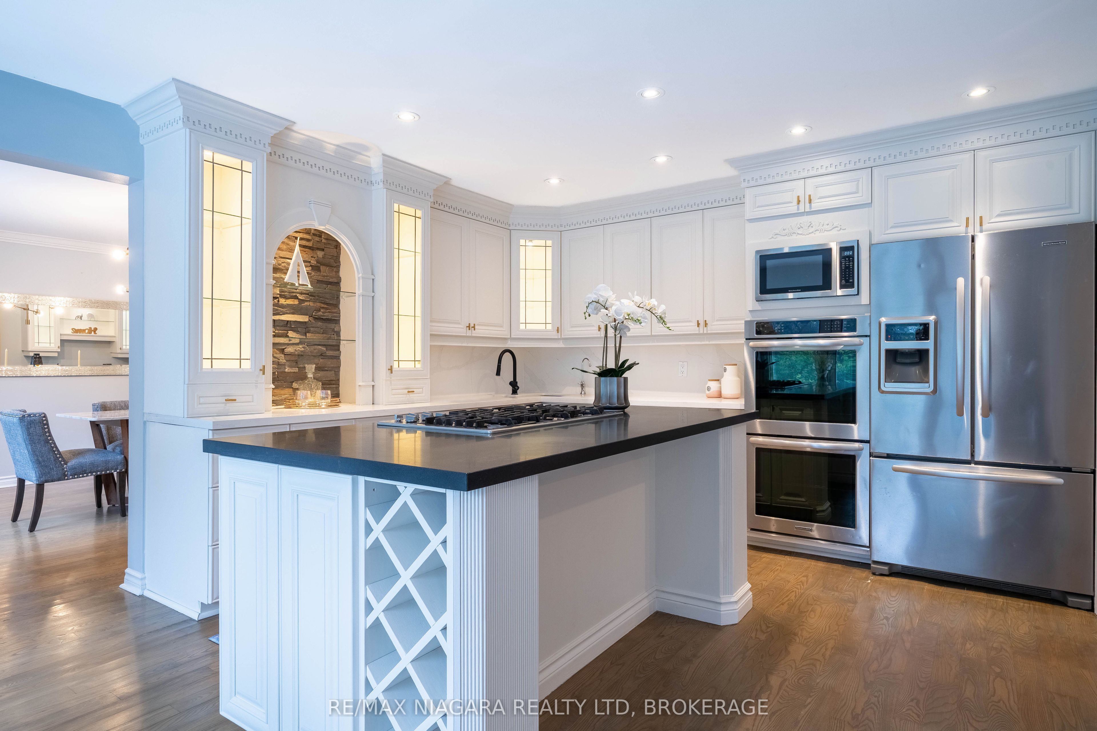 2 Aitken Circle Property Photo 15