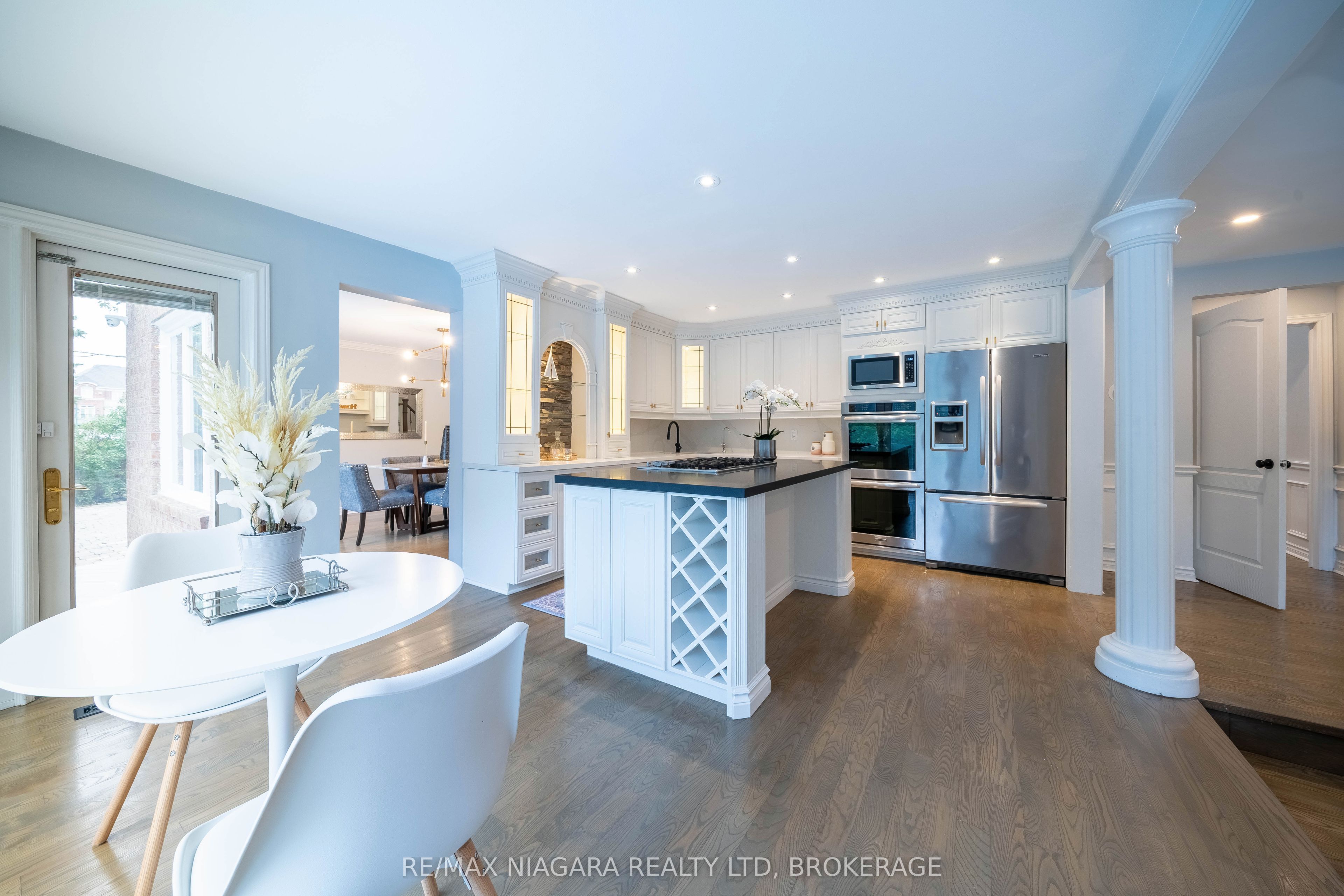 2 Aitken Circle Property Photo 16