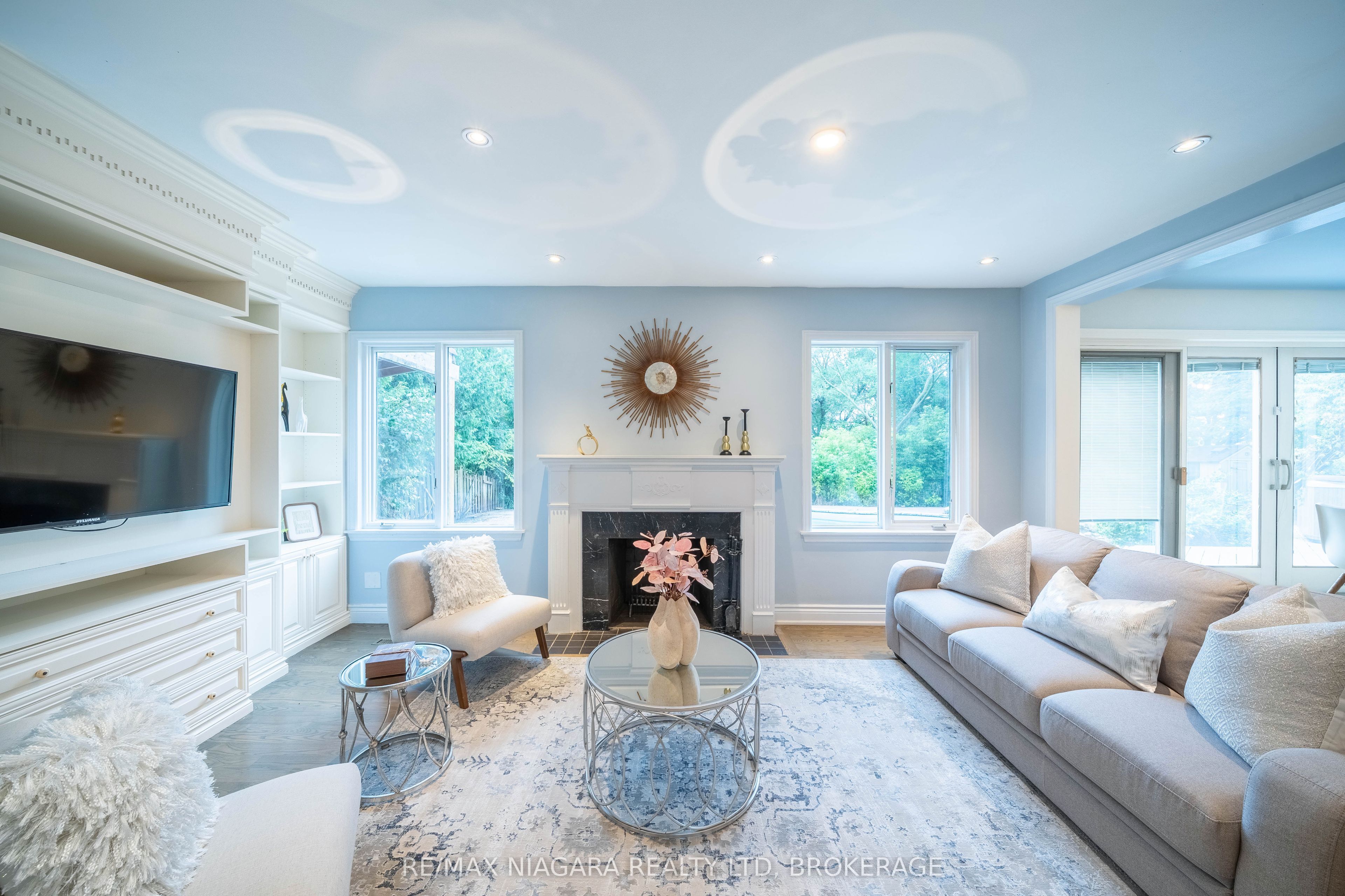 2 Aitken Circle Property Photo 19