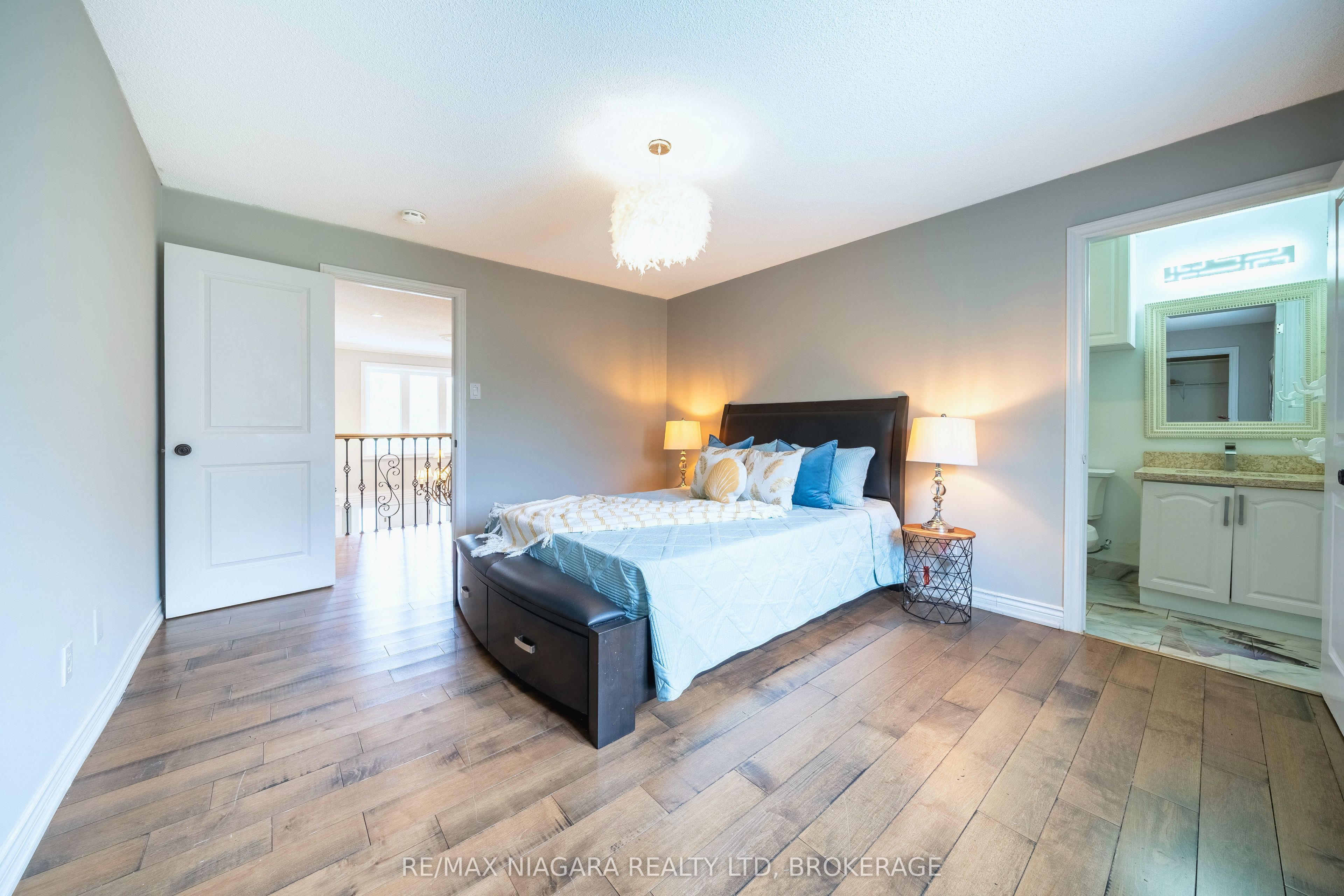 2 Aitken Circle Property Photo 28