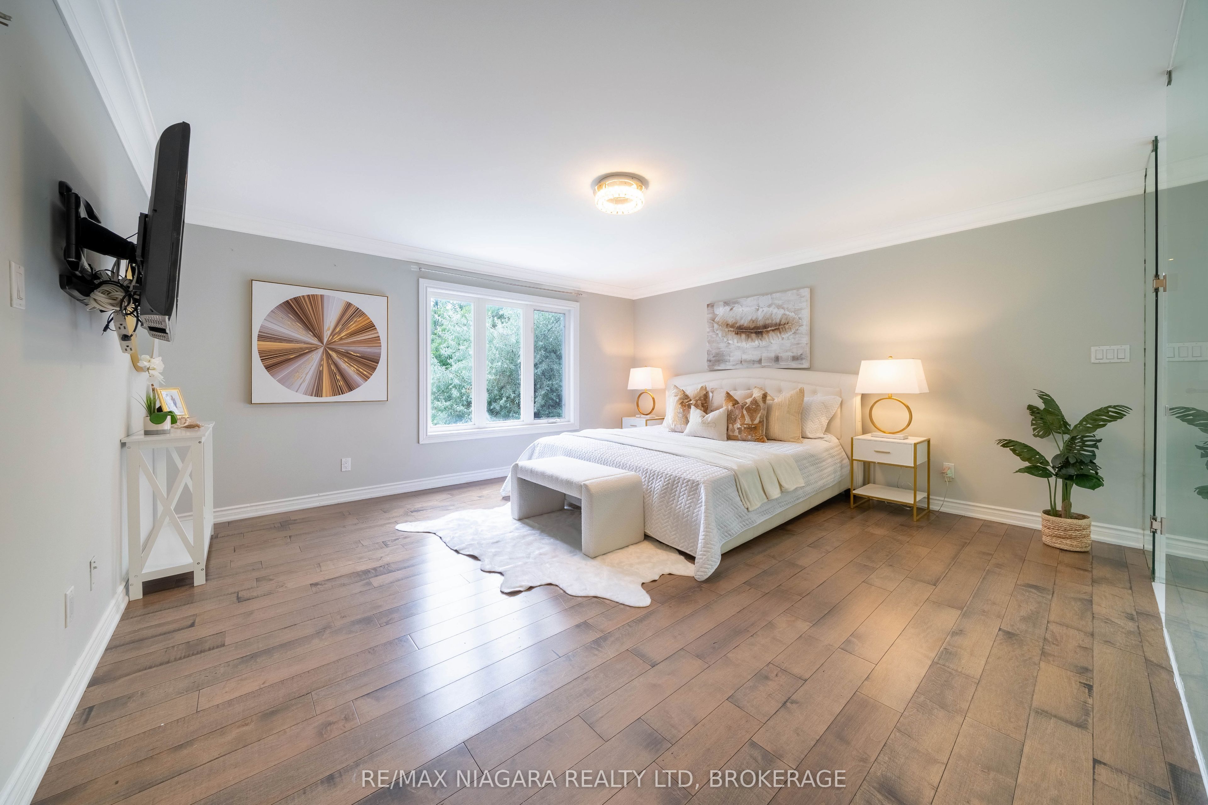 2 Aitken Circle Property Photo 29