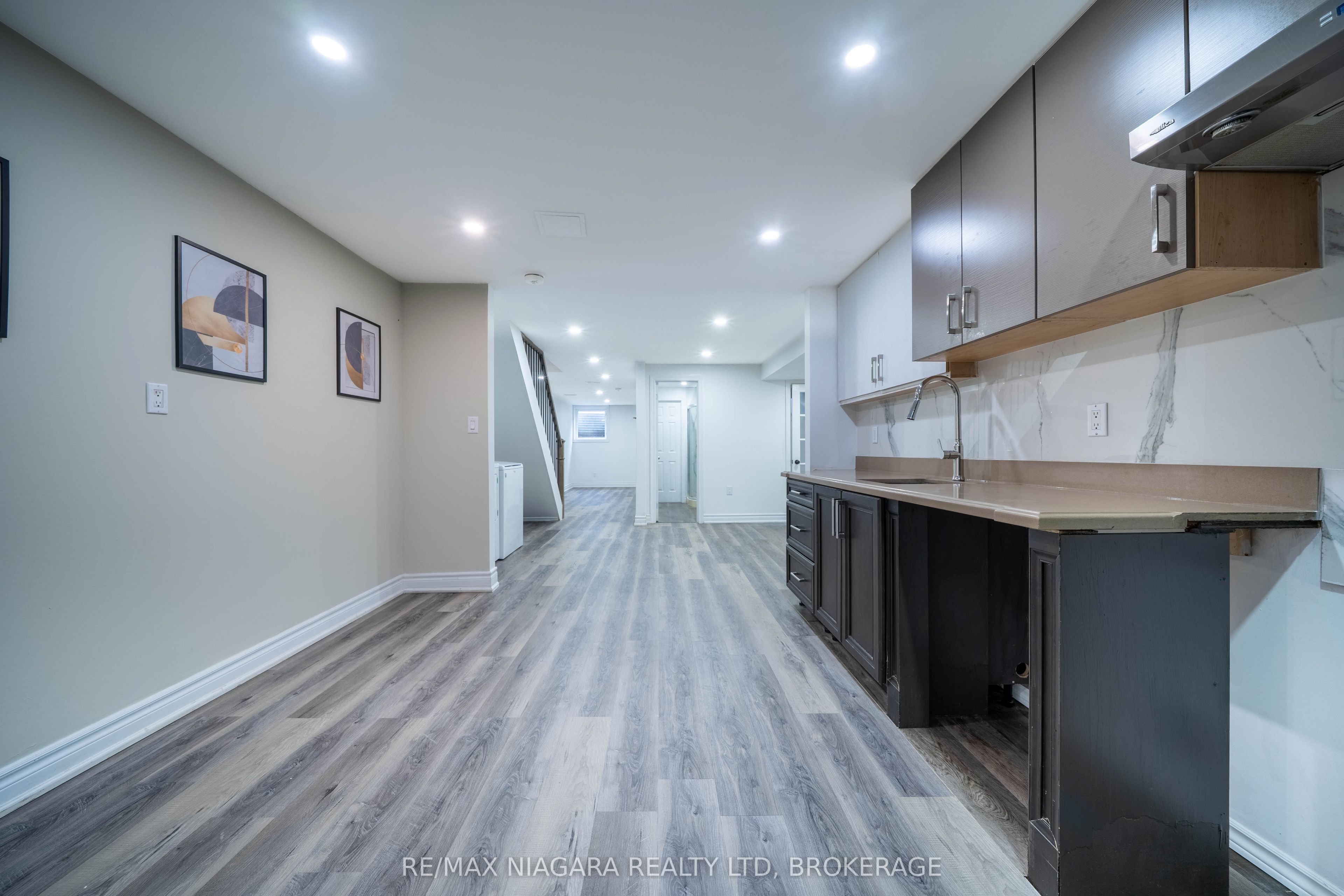 2 Aitken Circle Property Photo 39